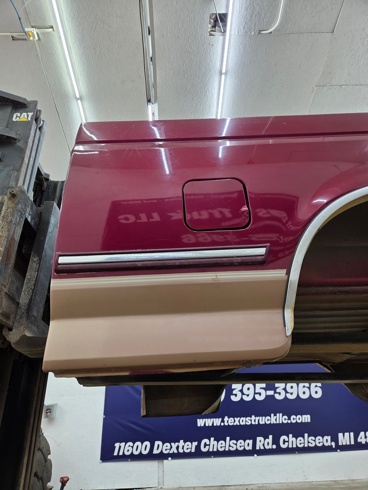 1987-1997 Ford F150 F250 F350 OBS 6' 9" Short Truck Bed
