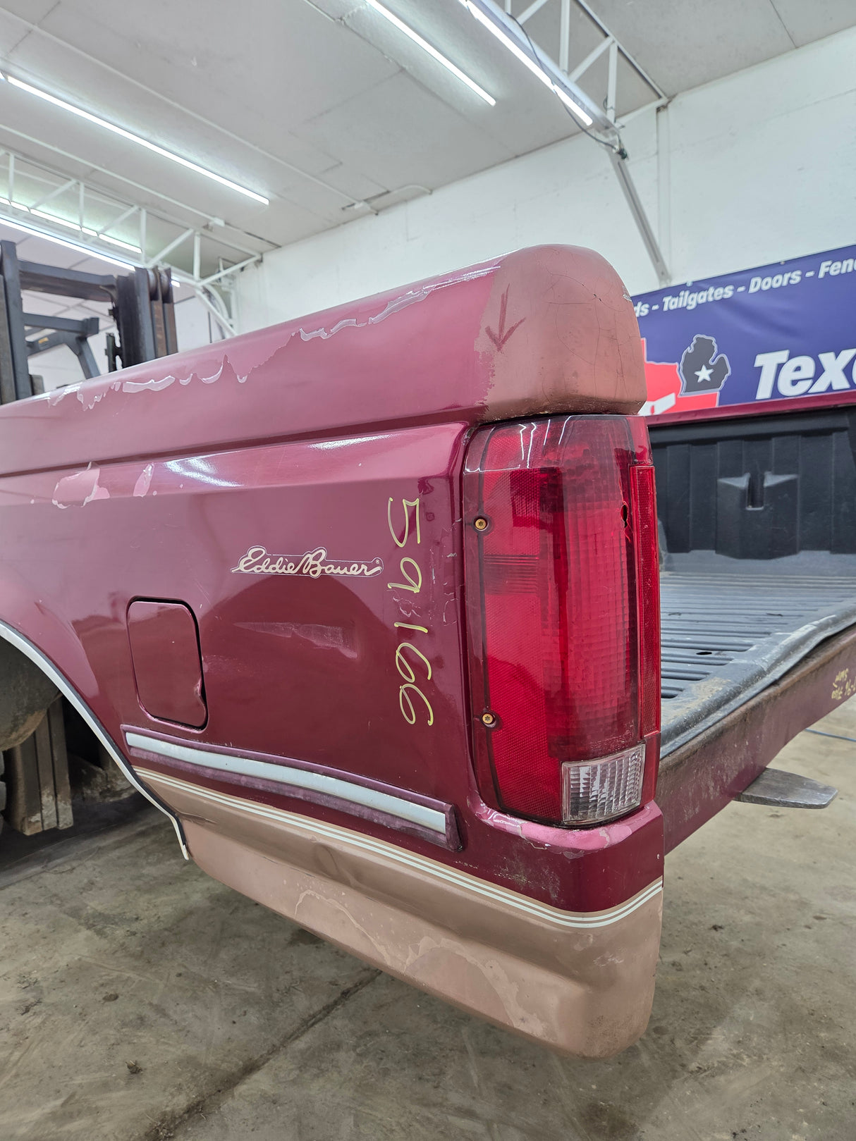 1987-1997 Ford F150 F250 F350 OBS 6' 9" Short Truck Bed