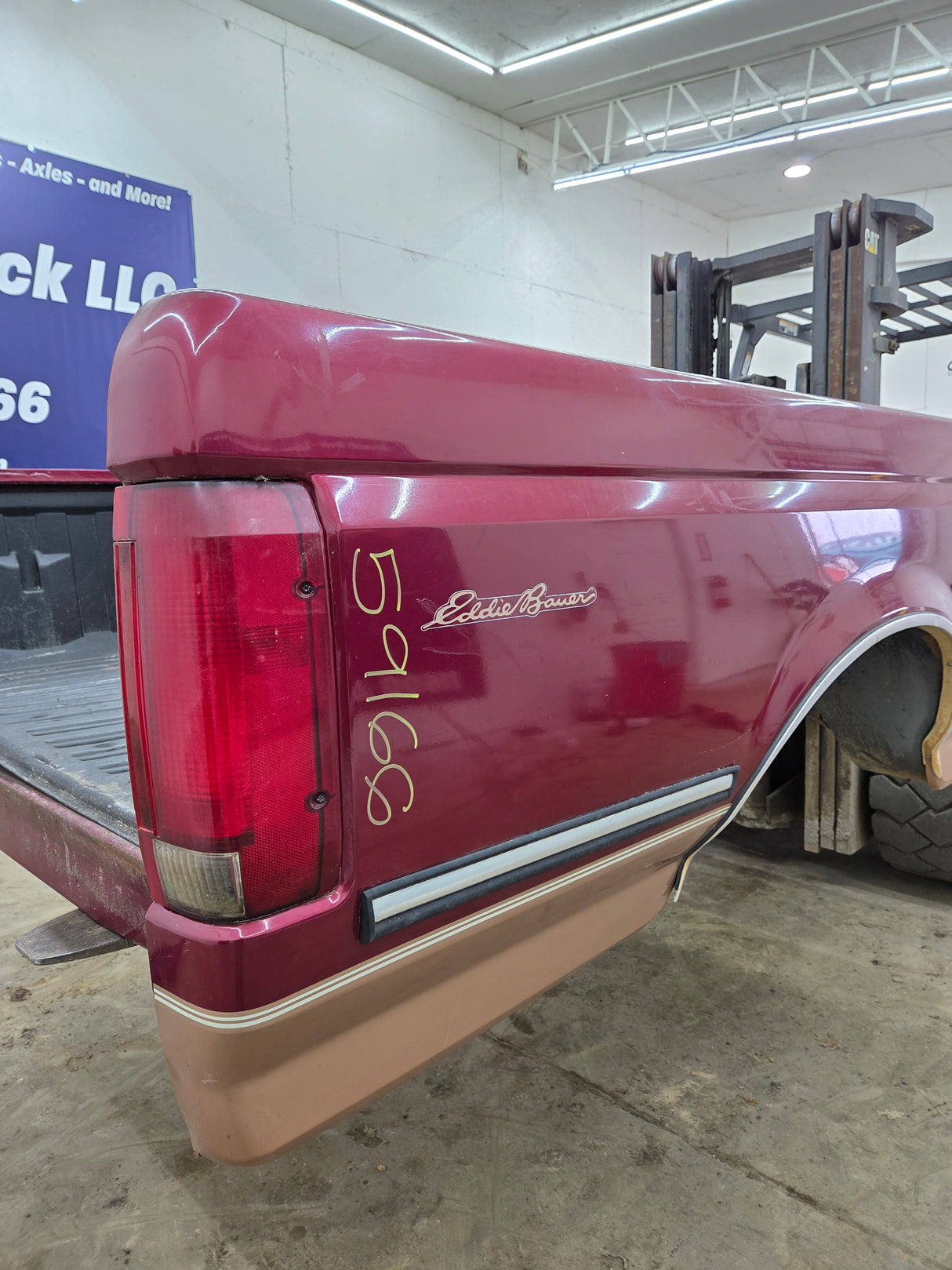 1987-1997 Ford F150 F250 F350 OBS 6' 9" Short Truck Bed
