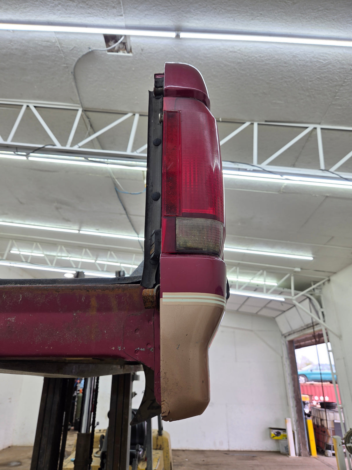 1987-1997 Ford F150 F250 F350 OBS 6' 9" Short Truck Bed