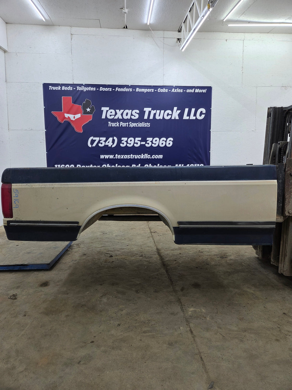 1987-1997 Ford F150 F250 F350 OBS 8' Long Truck Bed