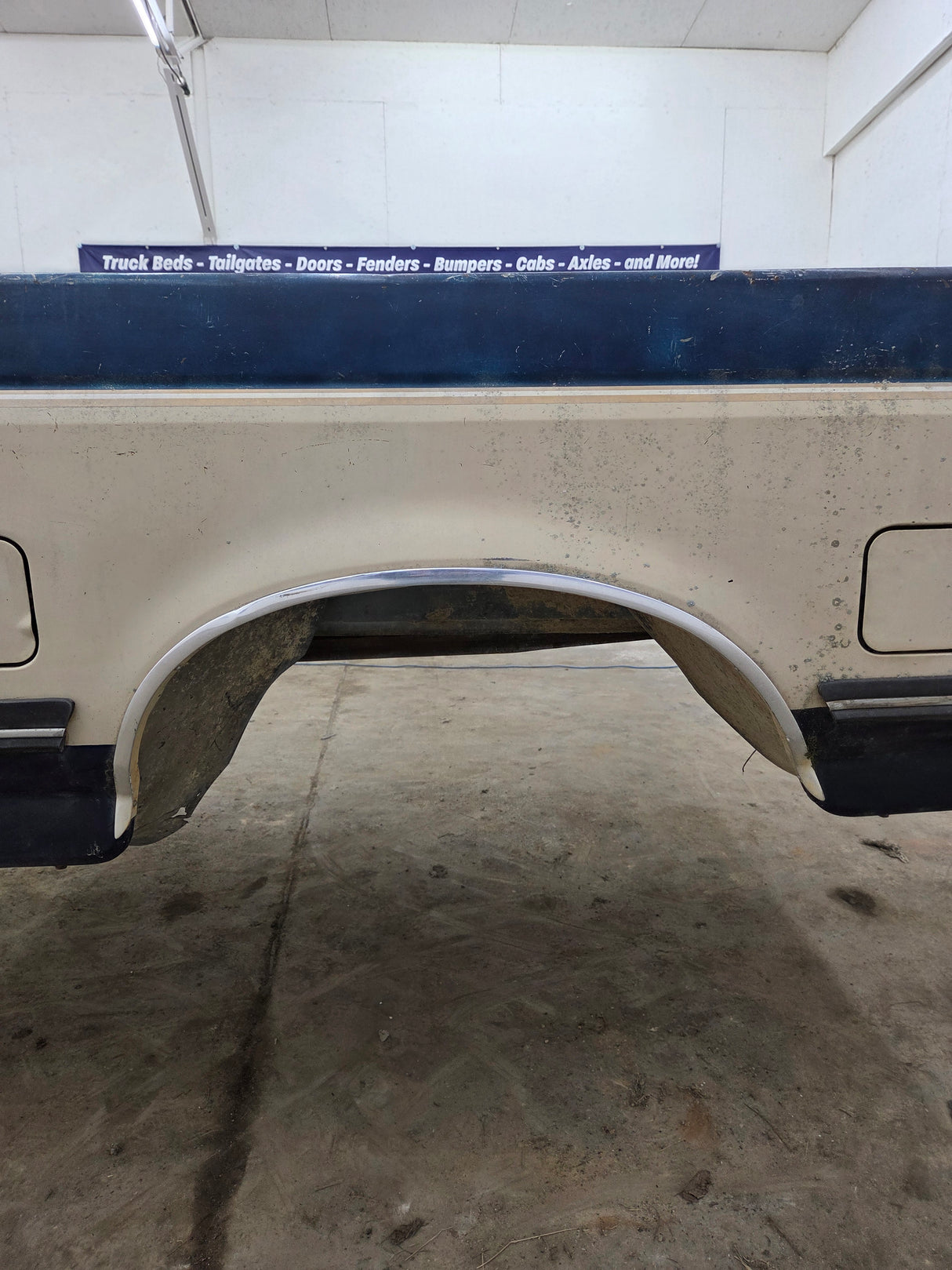 1987-1997 Ford F150 F250 F350 OBS 8' Long Truck Bed