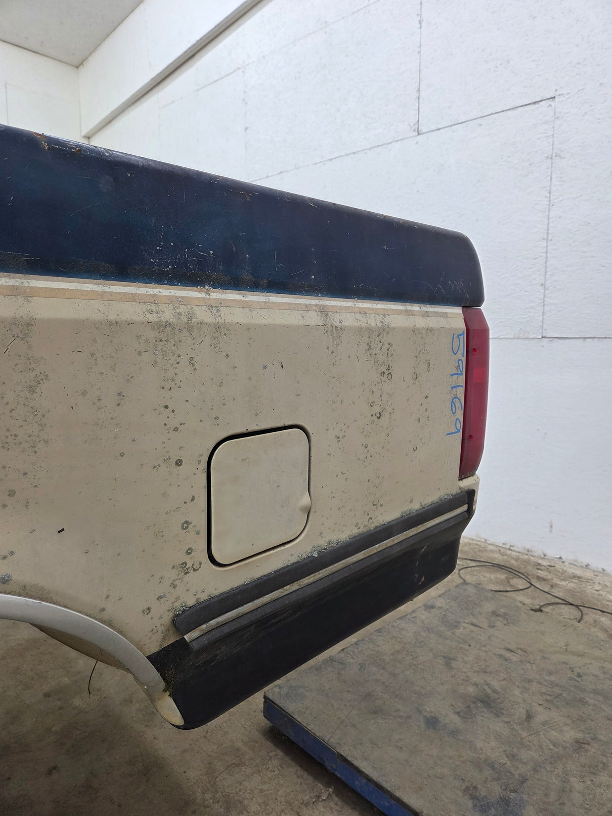 1987-1997 Ford F150 F250 F350 OBS 8' Long Truck Bed