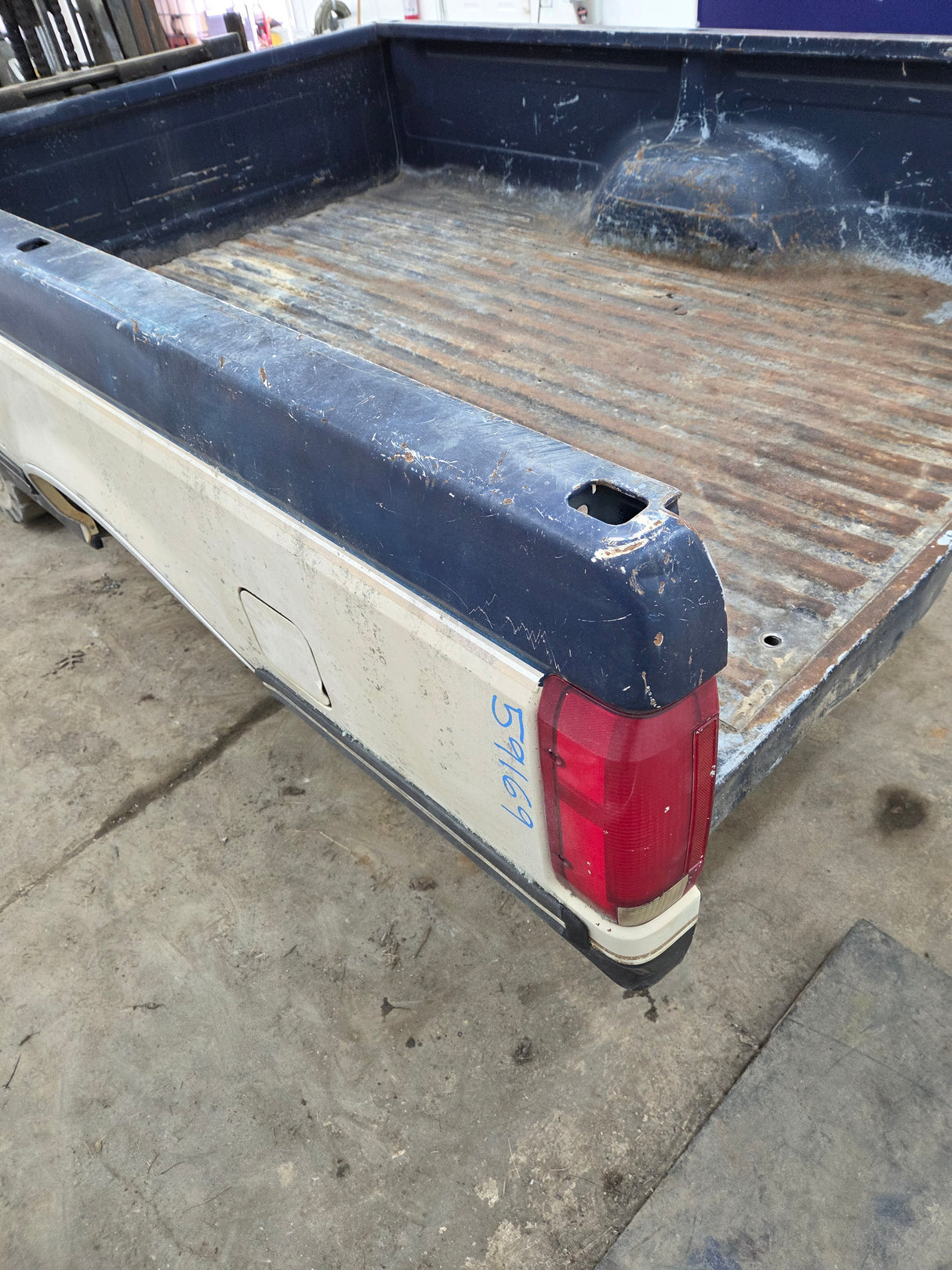 1987-1997 Ford F150 F250 F350 OBS 8' Long Truck Bed