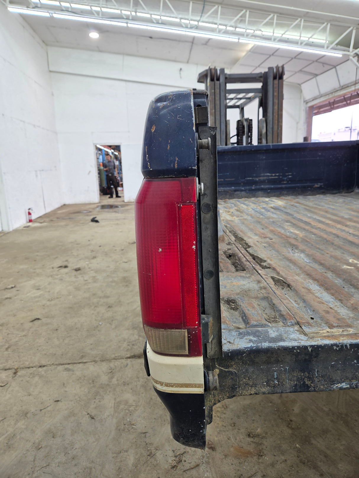 1987-1997 Ford F150 F250 F350 OBS 8' Long Truck Bed