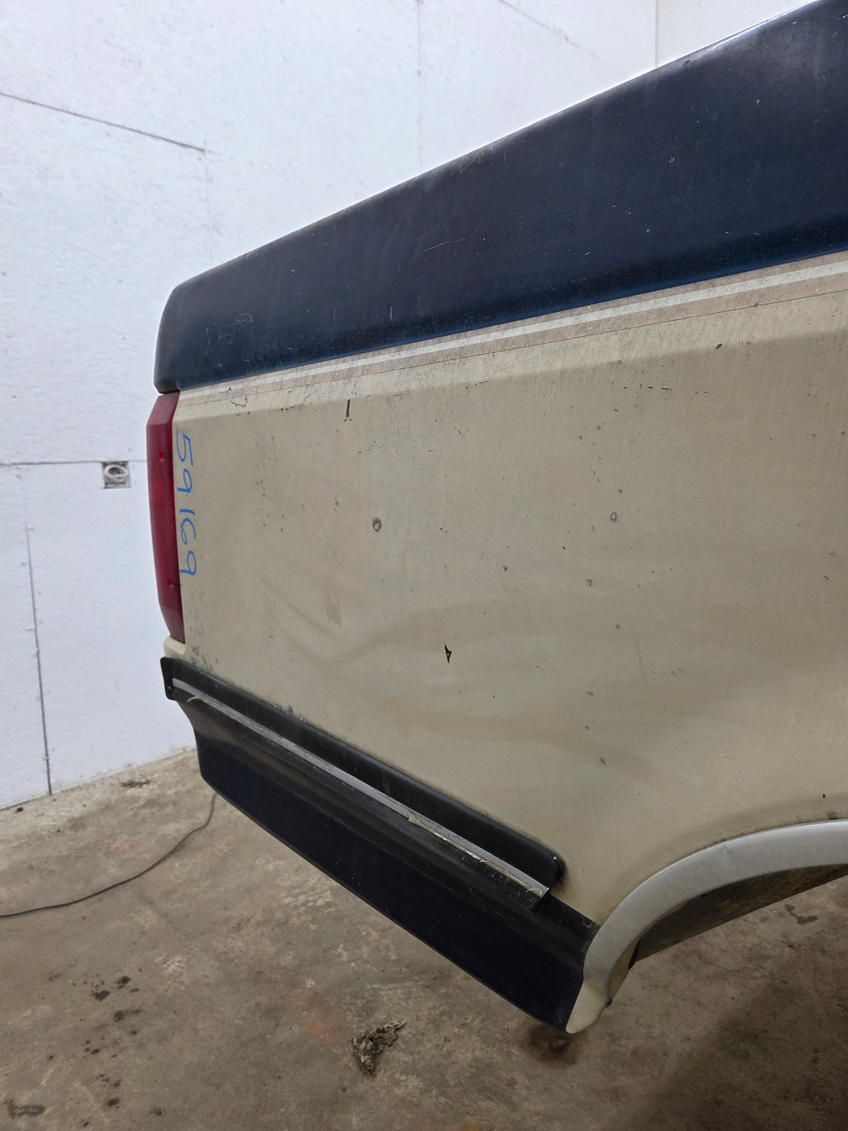 1987-1997 Ford F150 F250 F350 OBS 8' Long Truck Bed