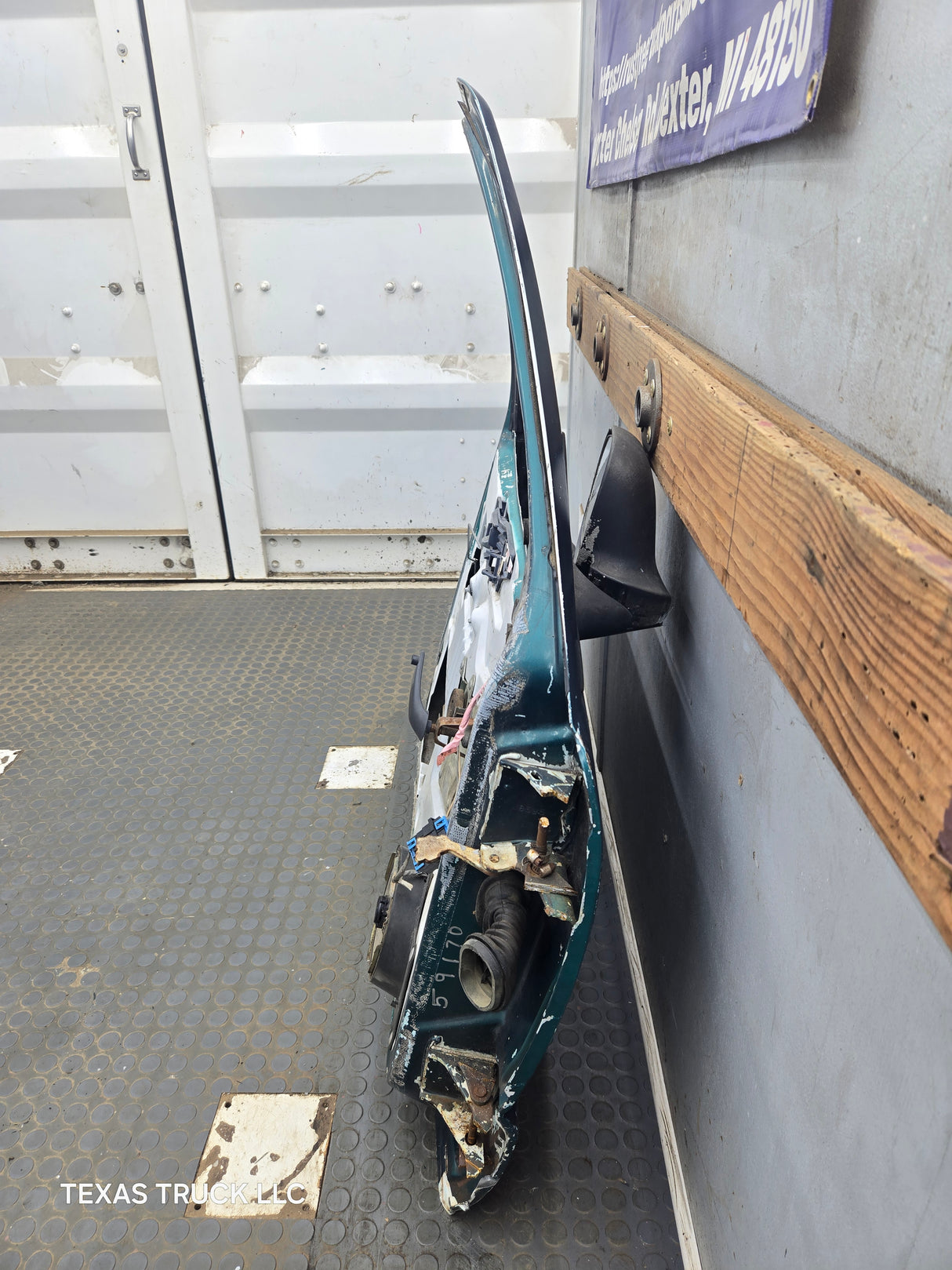 1994-2004 Chevrolet S10 /  GMC Sonoma RH Passenger Side Front Door