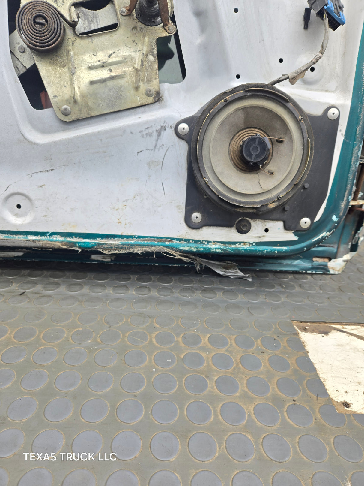 1994-2004 Chevrolet S10 /  GMC Sonoma RH Passenger Side Front Door
