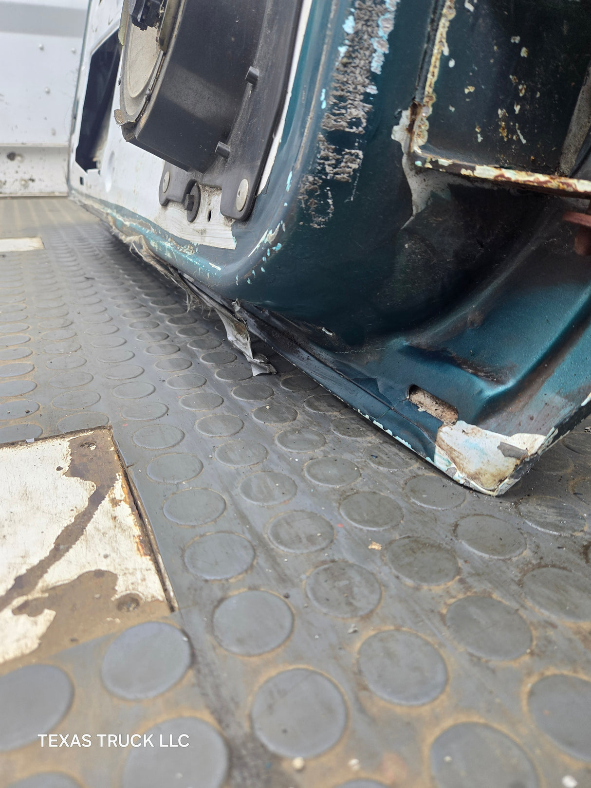 1994-2004 Chevrolet S10 /  GMC Sonoma RH Passenger Side Front Door