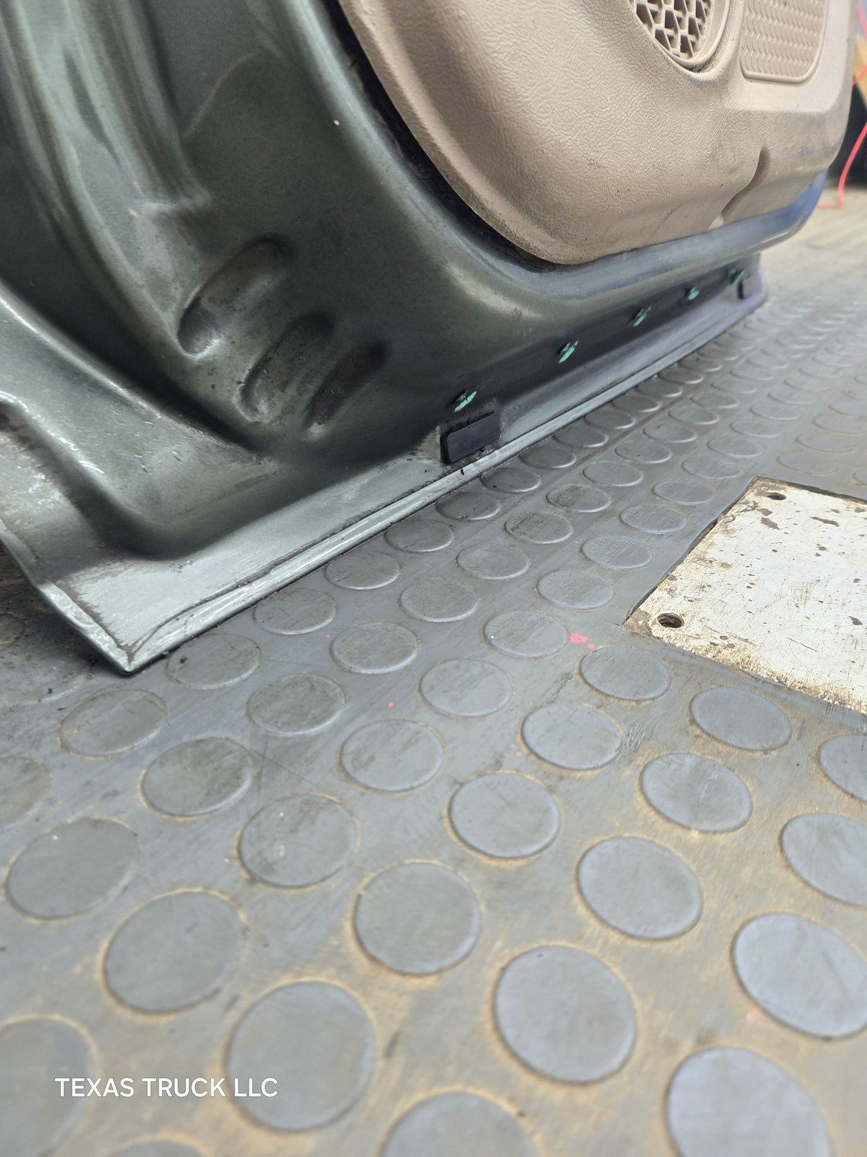 2001-2005 Ford Explorer Sport Trac RH Rear Door