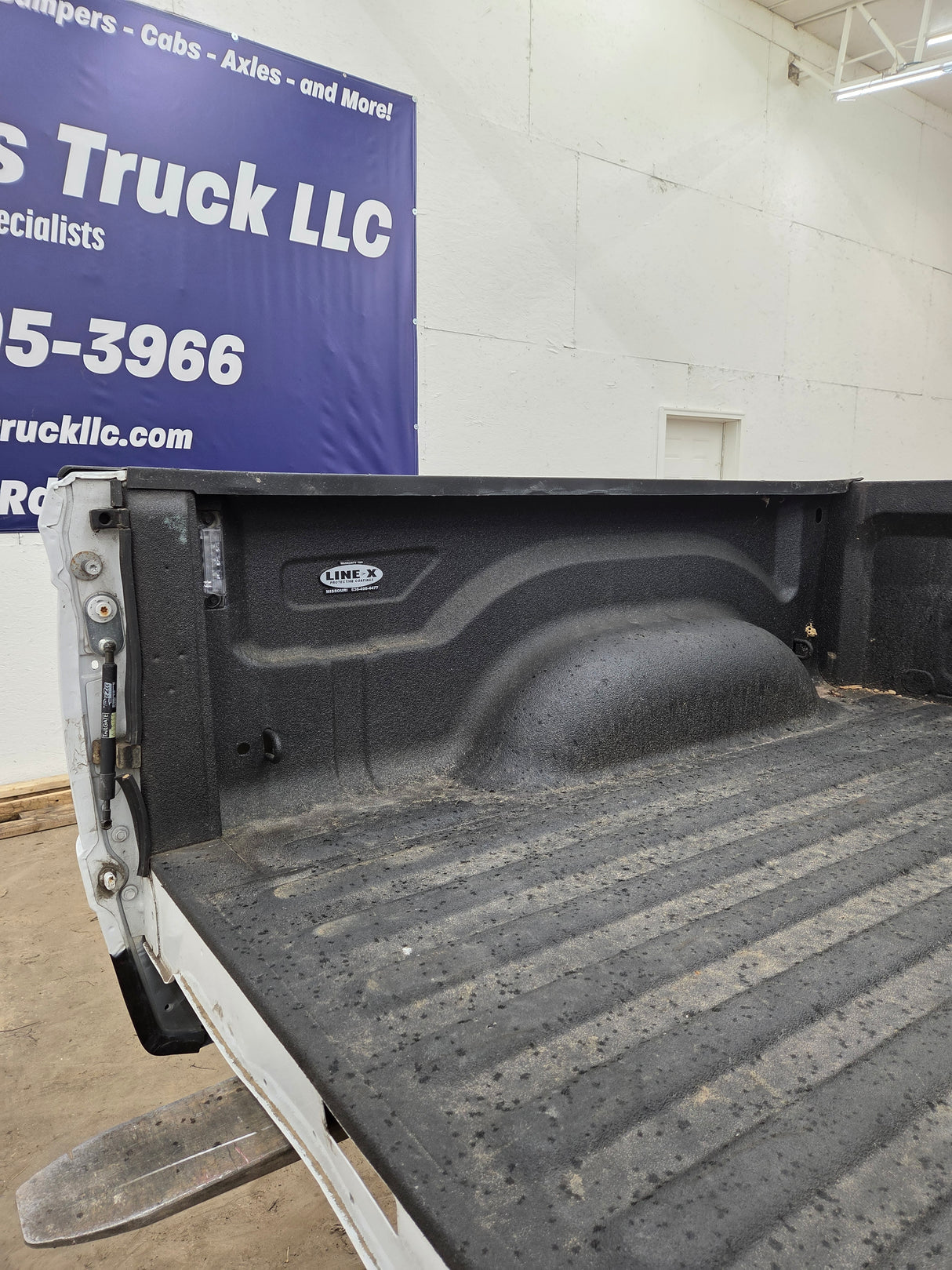 2009-2018 Dodge Ram 1500 4th gen 5' 7" Short Truck Bed