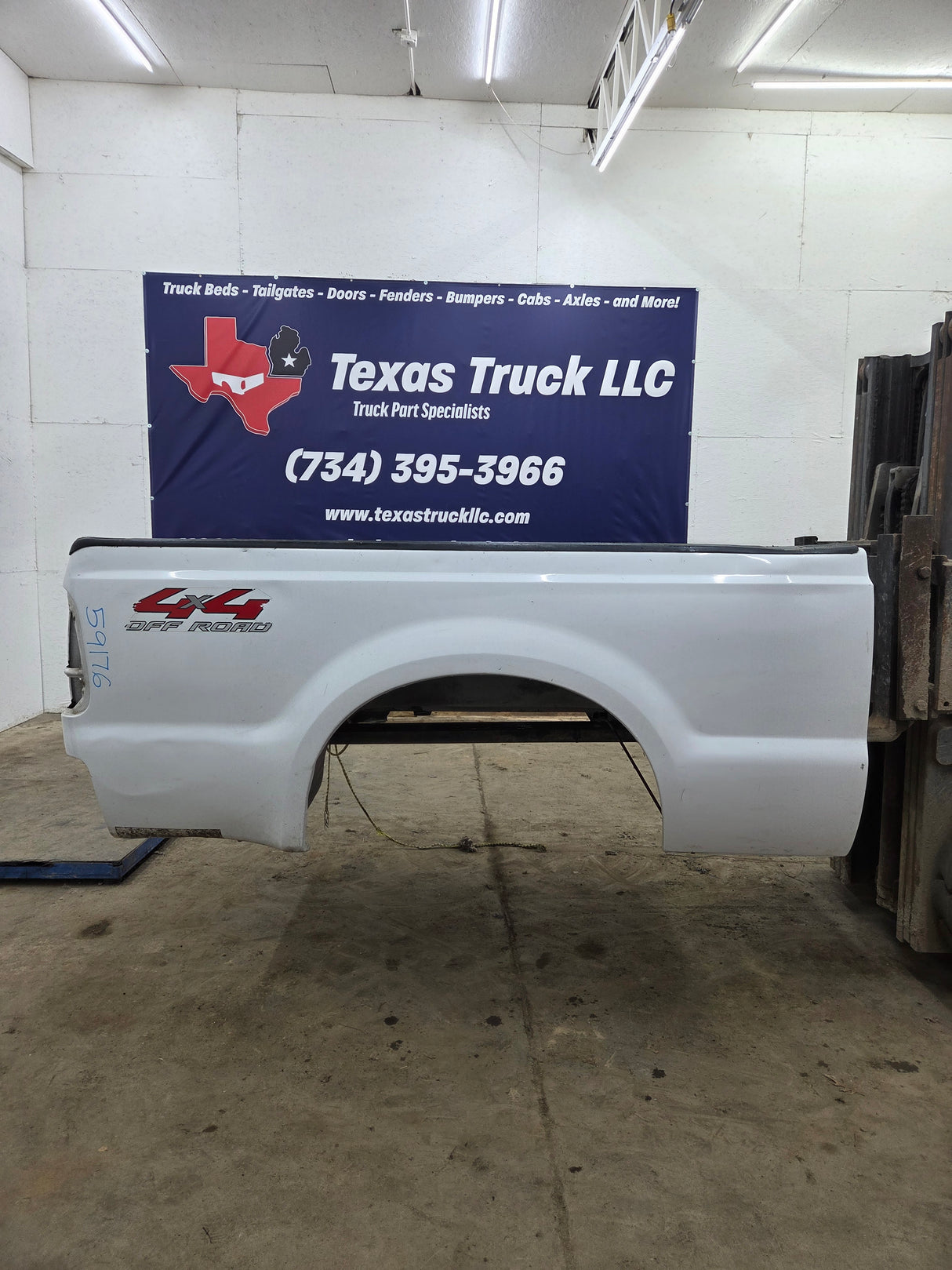 1999-2010 Ford Super Duty F250 F350 6' 9" Short Truck Bed
