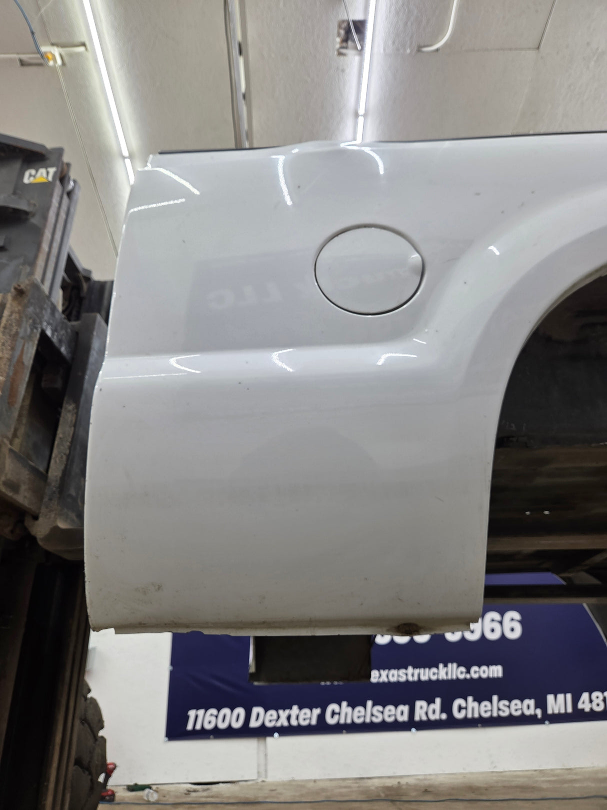1999-2010 Ford Super Duty F250 F350 6' 9" Short Truck Bed