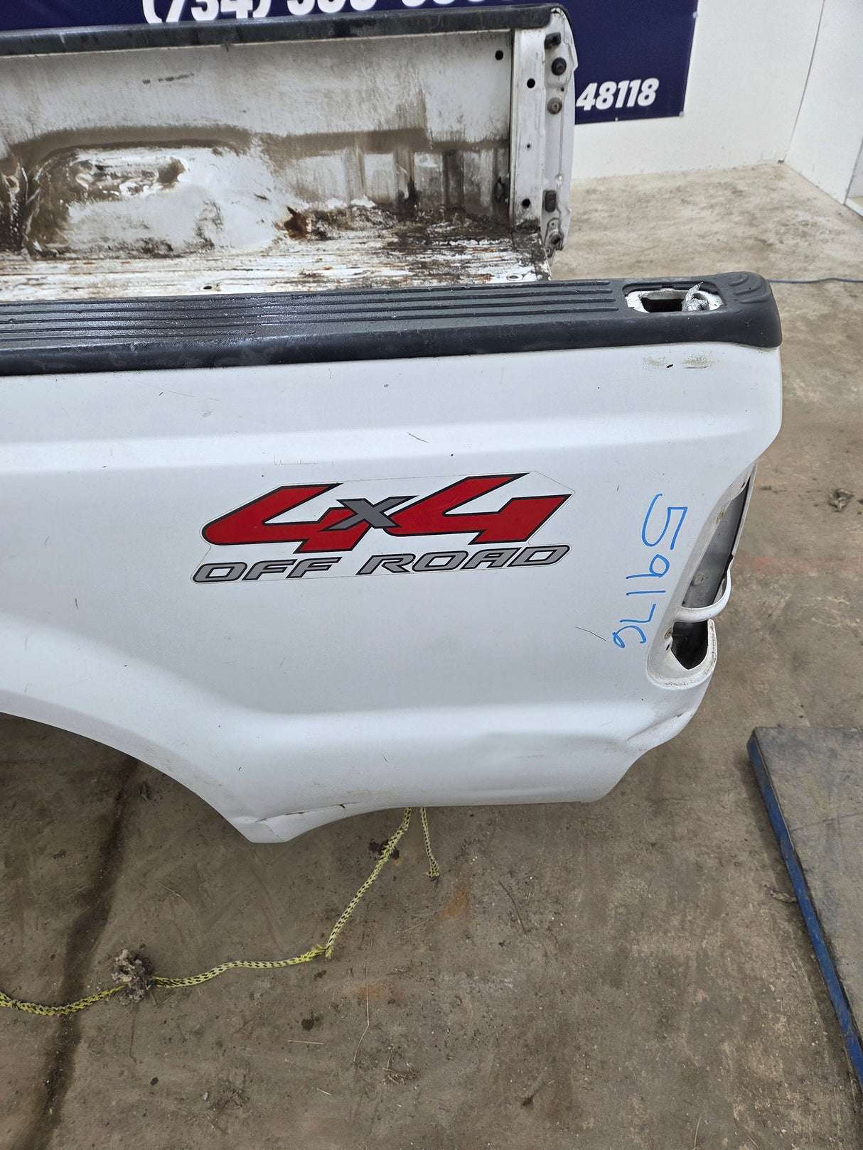 1999-2010 Ford Super Duty F250 F350 6' 9" Short Truck Bed