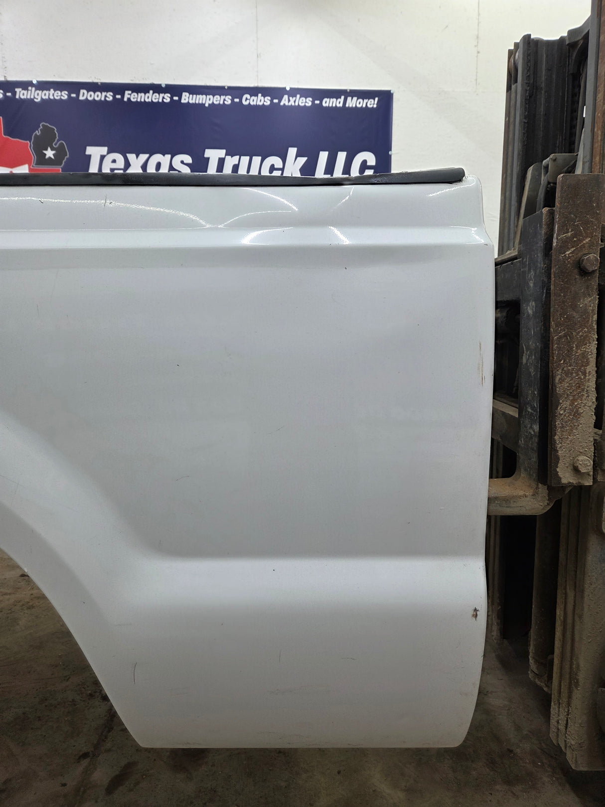 1999-2010 Ford Super Duty F250 F350 6' 9" Short Truck Bed