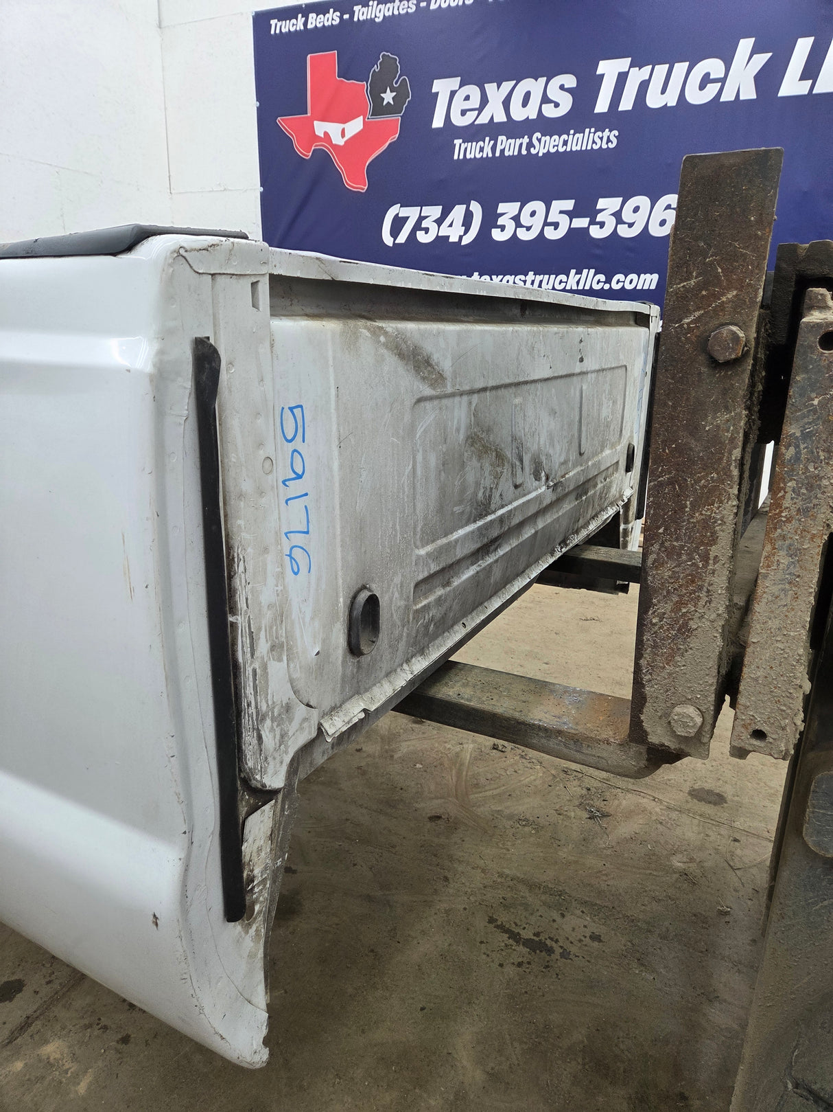 1999-2010 Ford Super Duty F250 F350 6' 9" Short Truck Bed