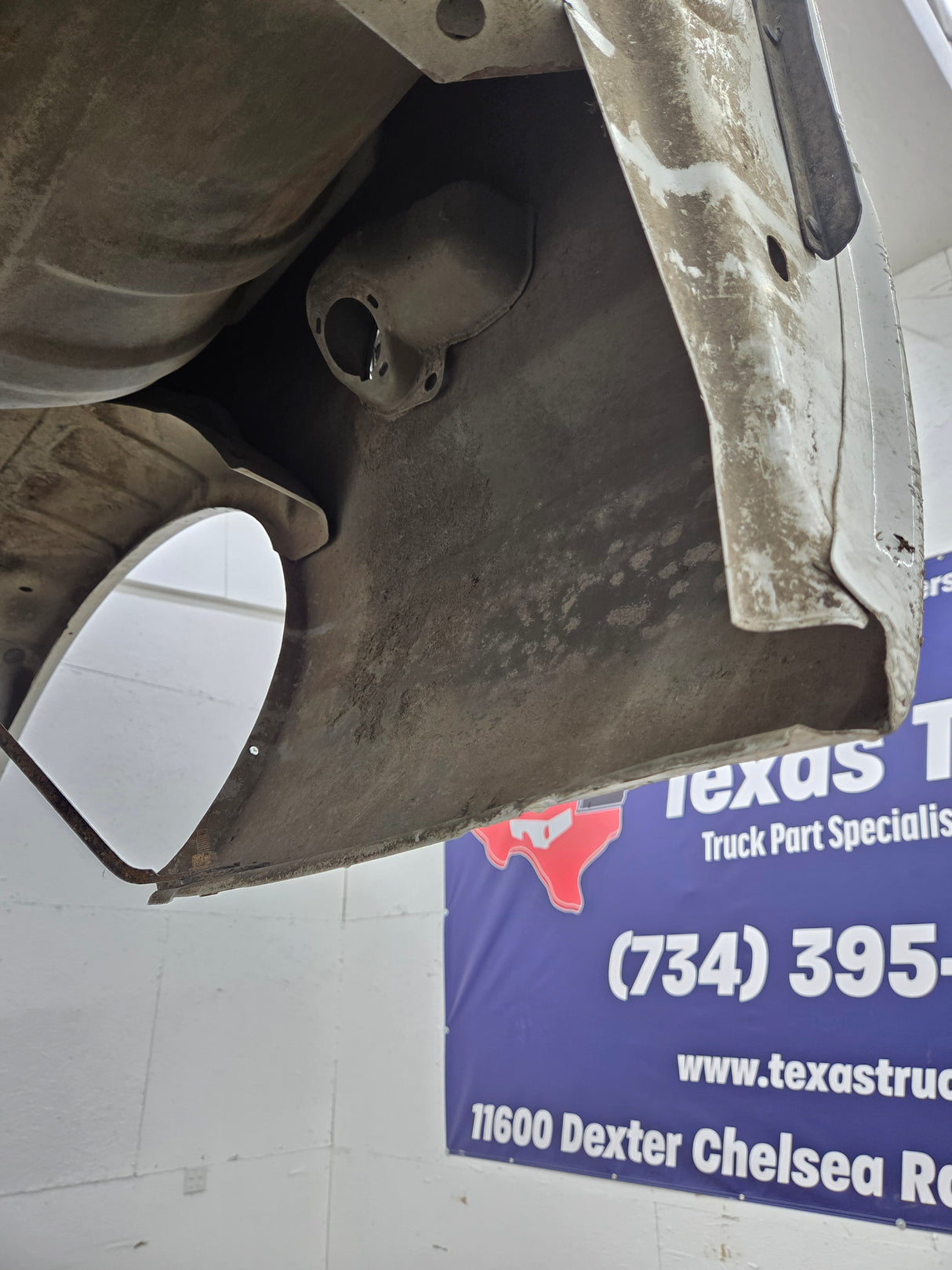 1999-2010 Ford Super Duty F250 F350 6' 9" Short Truck Bed
