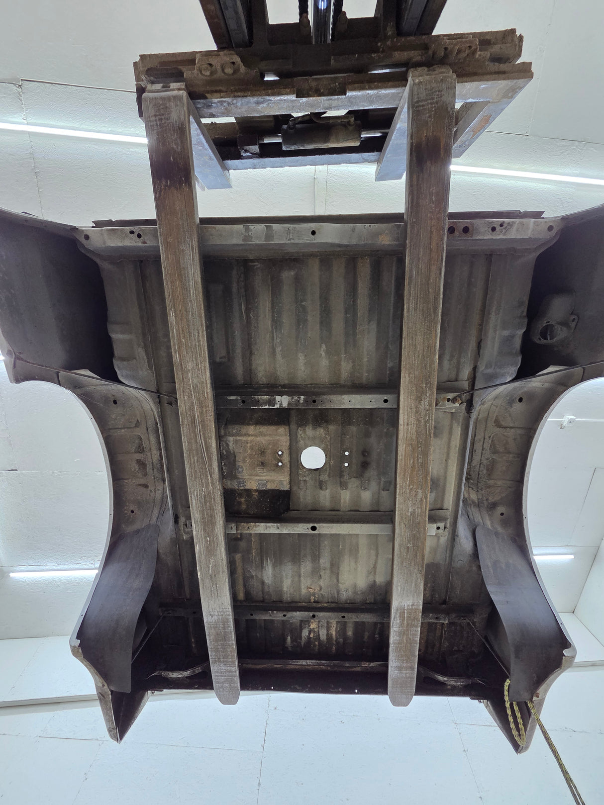1999-2010 Ford Super Duty F250 F350 6' 9" Short Truck Bed