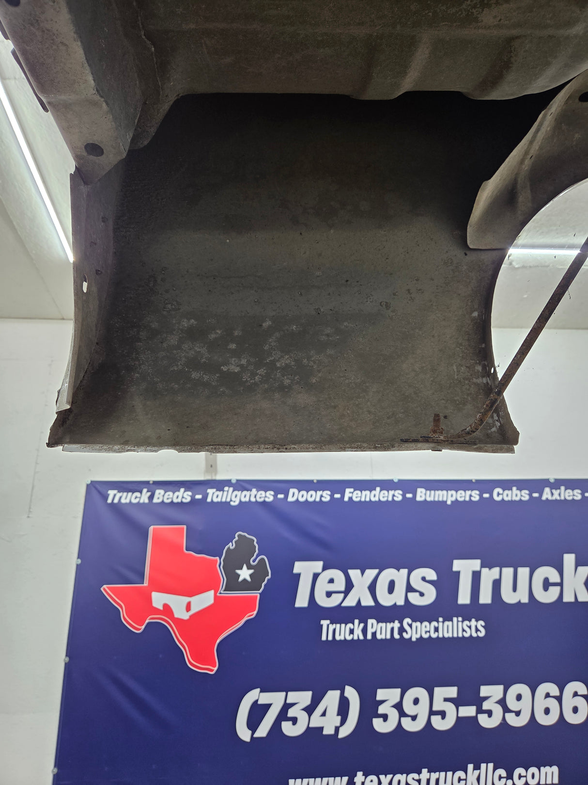 1999-2010 Ford Super Duty F250 F350 6' 9" Short Truck Bed