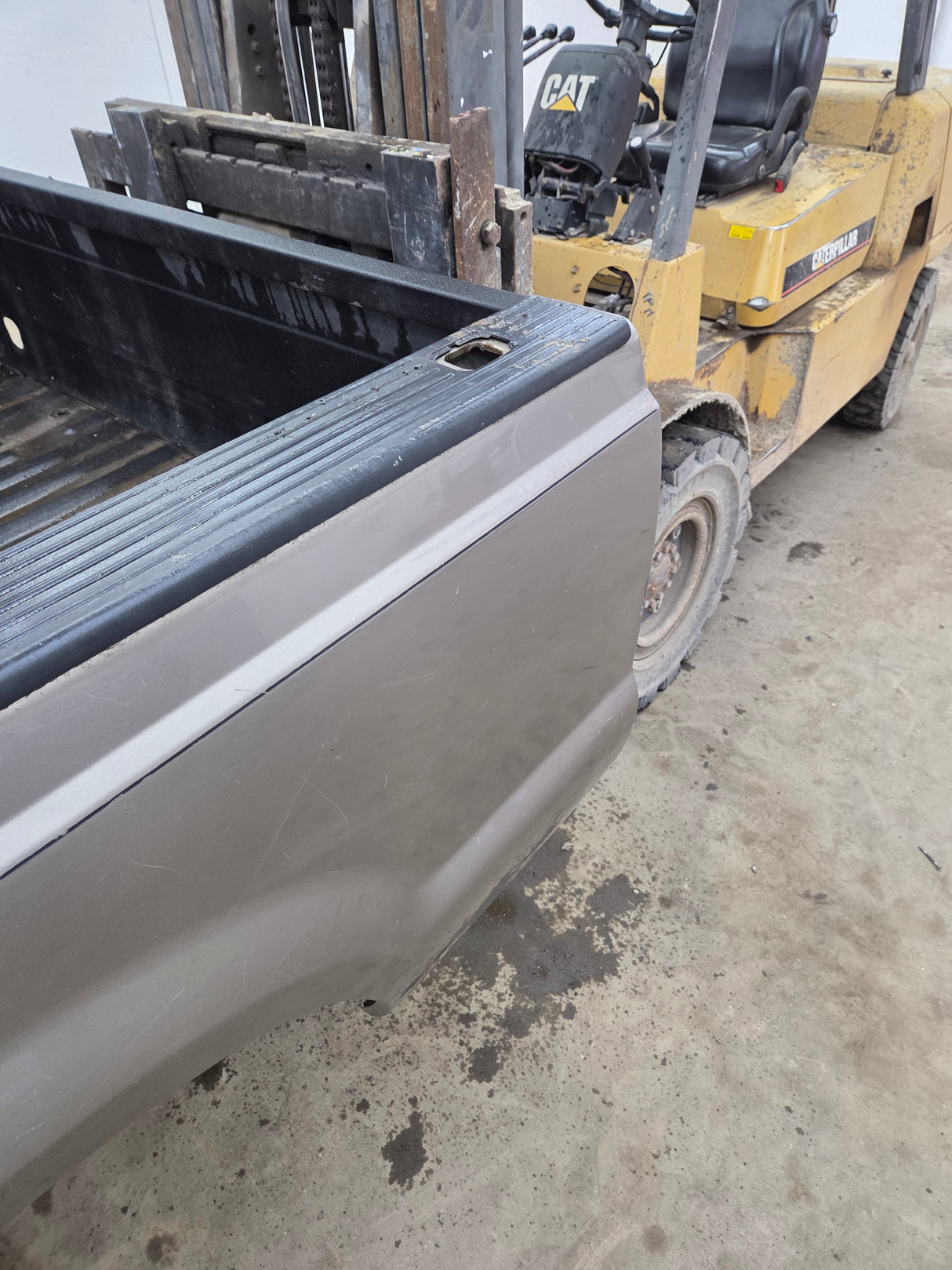 1999-2010 Ford Super Duty F250 F350 6' 9" Short Truck Bed