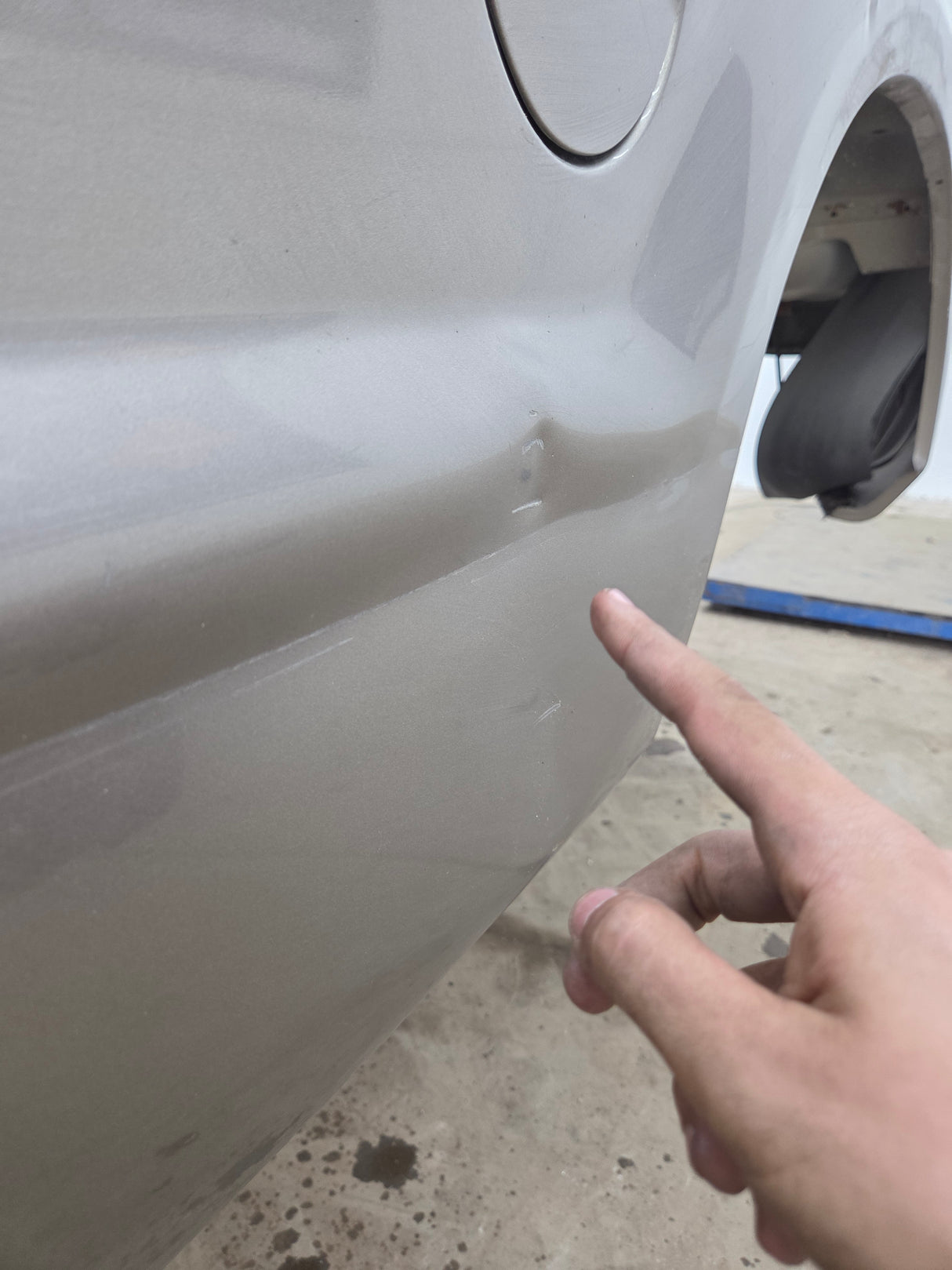 1999-2010 Ford Super Duty F250 F350 6' 9" Short Truck Bed