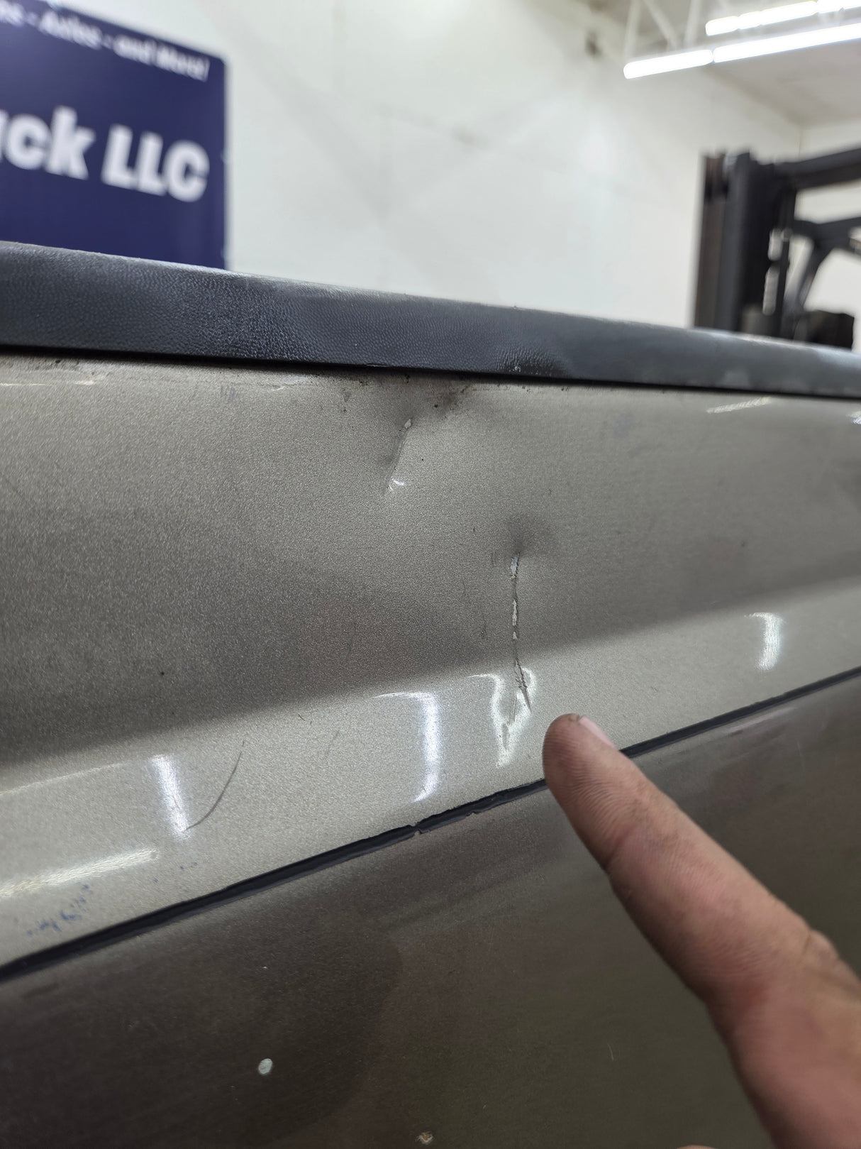 1999-2010 Ford Super Duty F250 F350 6' 9" Short Truck Bed