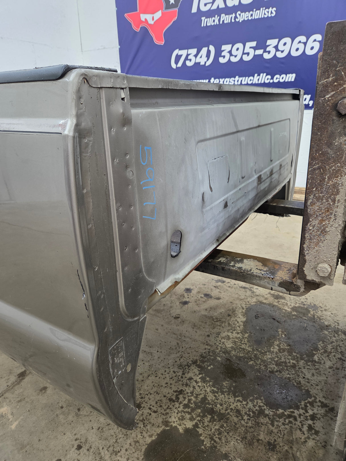 1999-2010 Ford Super Duty F250 F350 6' 9" Short Truck Bed