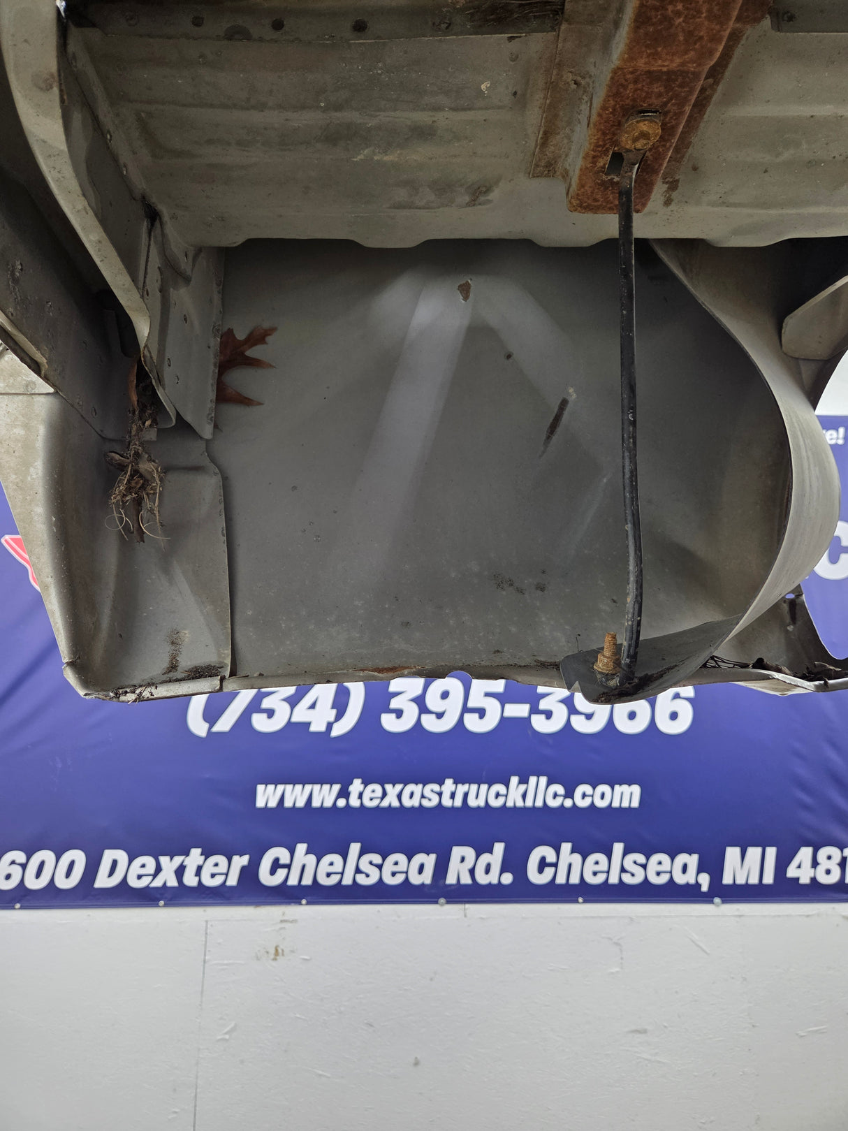 1999-2010 Ford Super Duty F250 F350 6' 9" Short Truck Bed