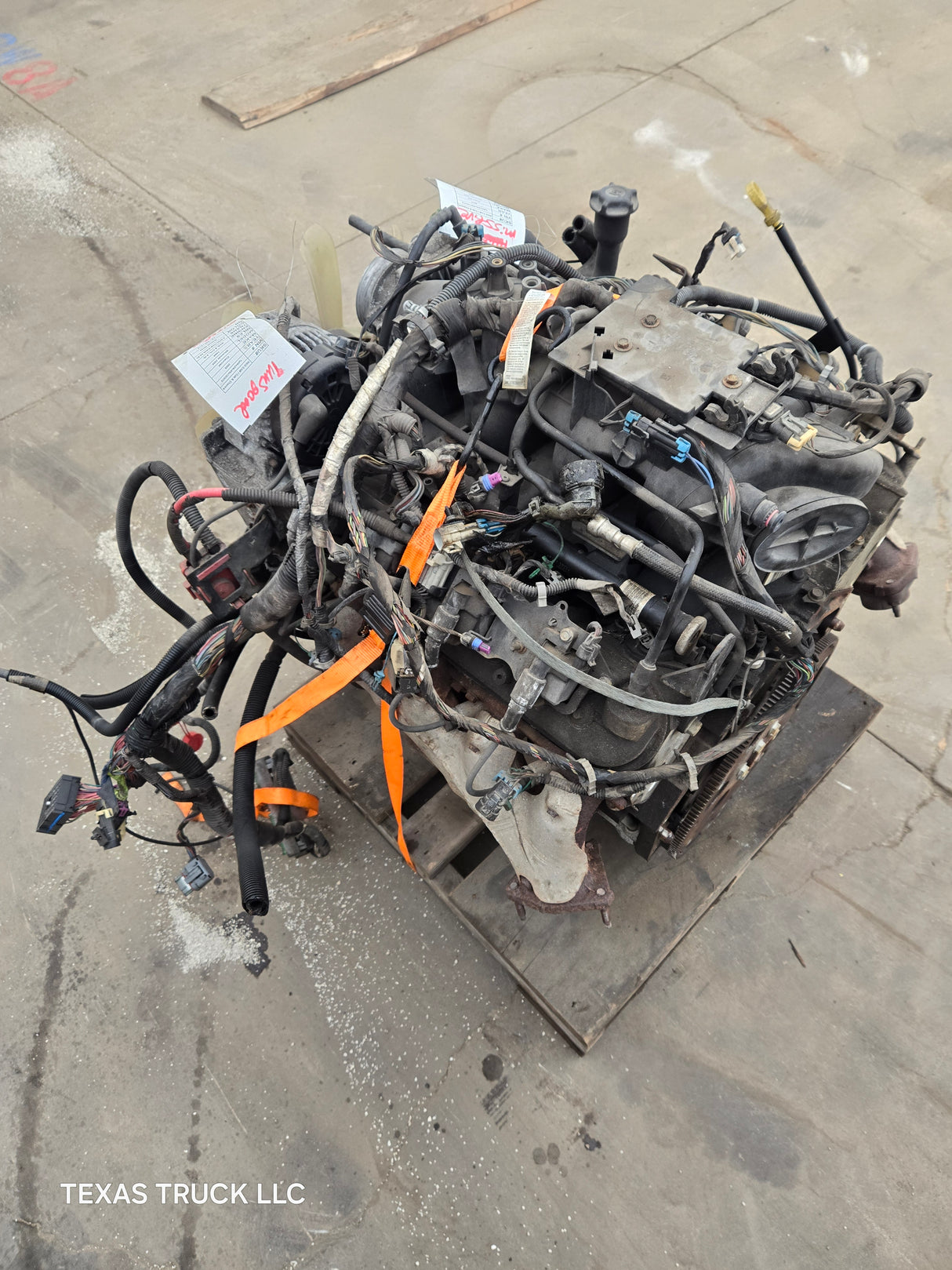 2005 Chevrolet GMC 2500 3500HD 6.0L Engine LS Vortec Gas Engine Runs Missfire