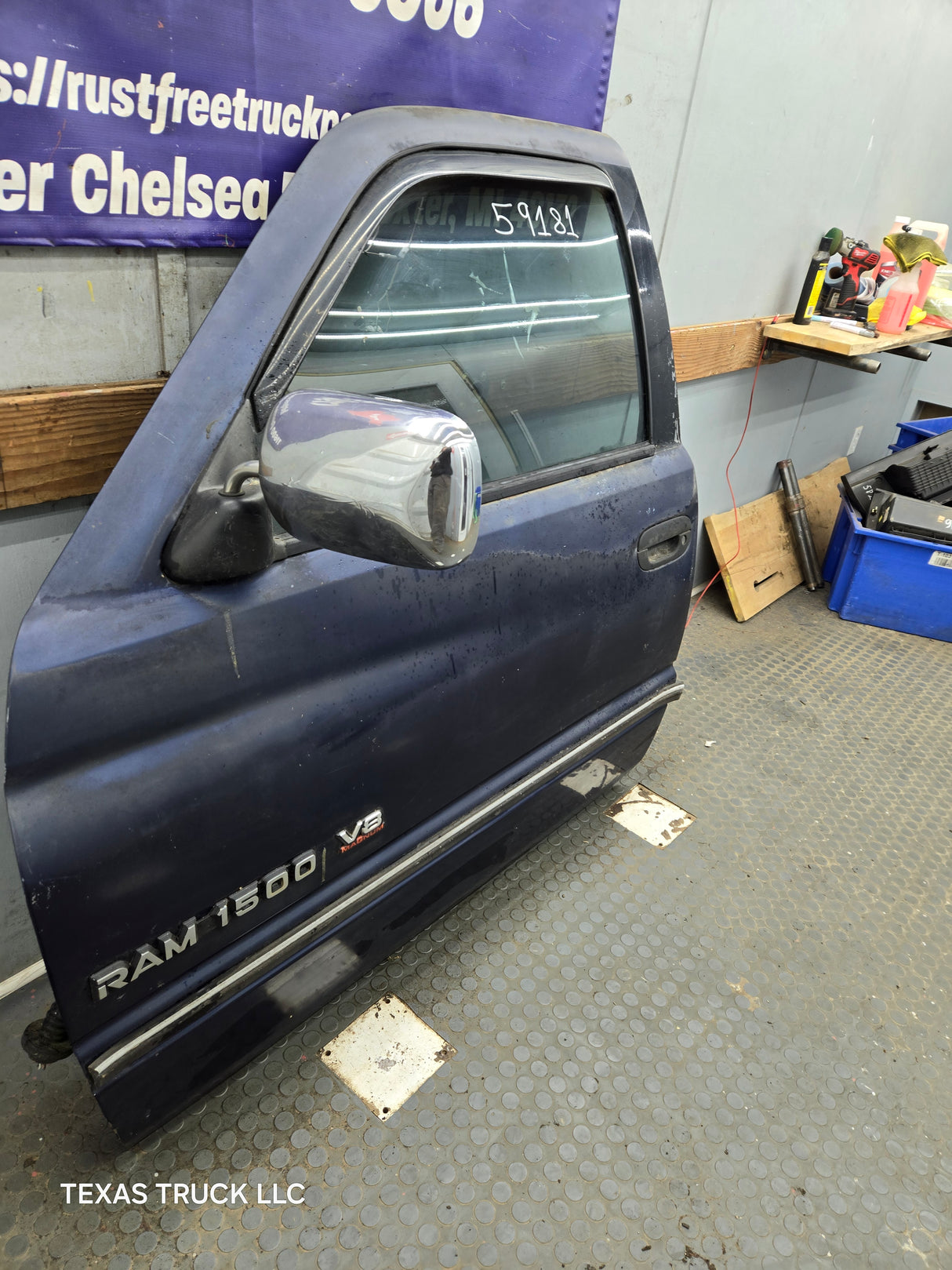 1994-2002 Dodge Ram 2nd Gen LH Driver Side Front Door Regular Cab / 2 Door Ext Cab 1500 2500 3500 ROUND CORNER