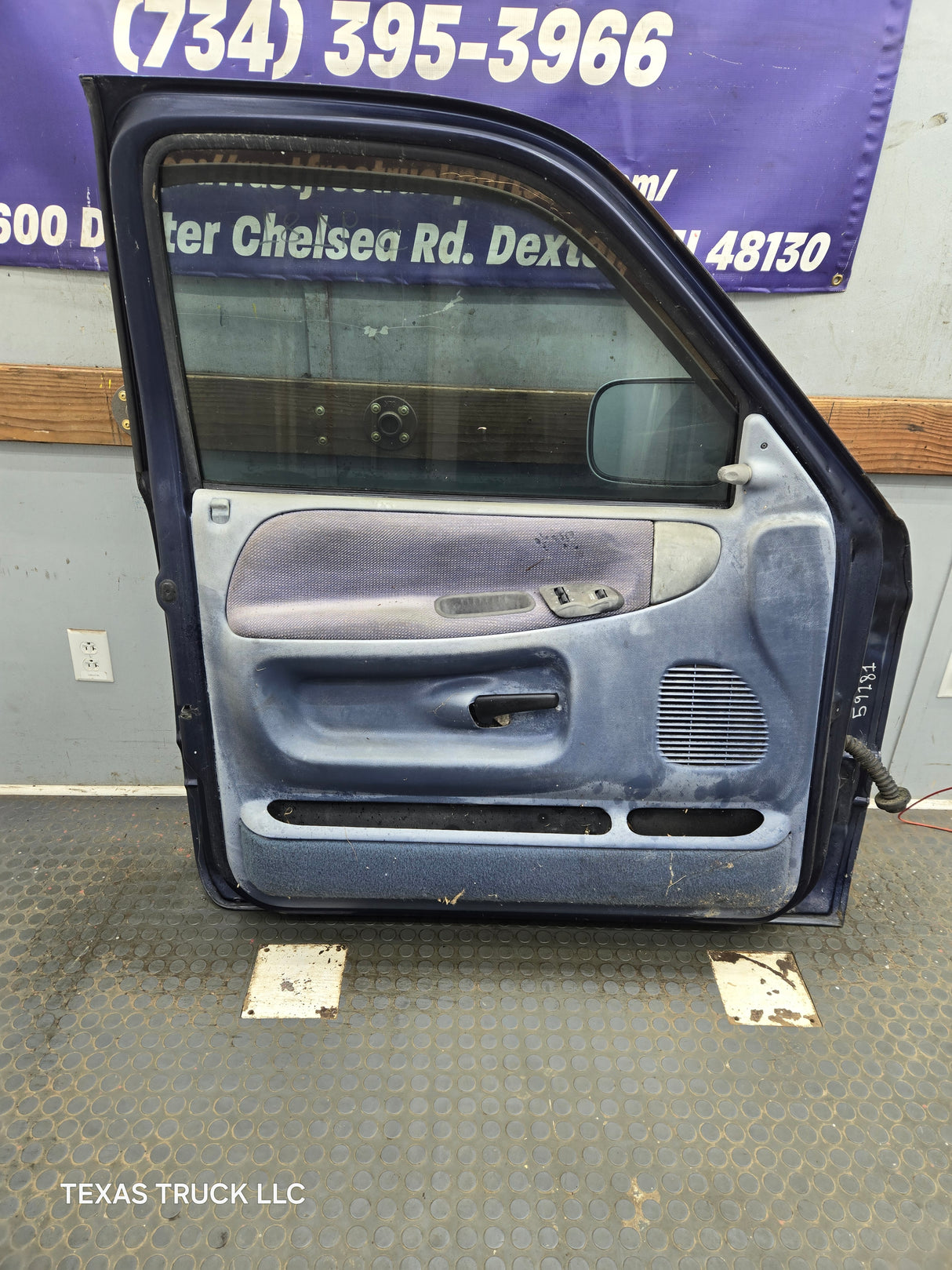 1994-2002 Dodge Ram 2nd Gen LH Driver Side Front Door Regular Cab / 2 Door Ext Cab 1500 2500 3500 ROUND CORNER