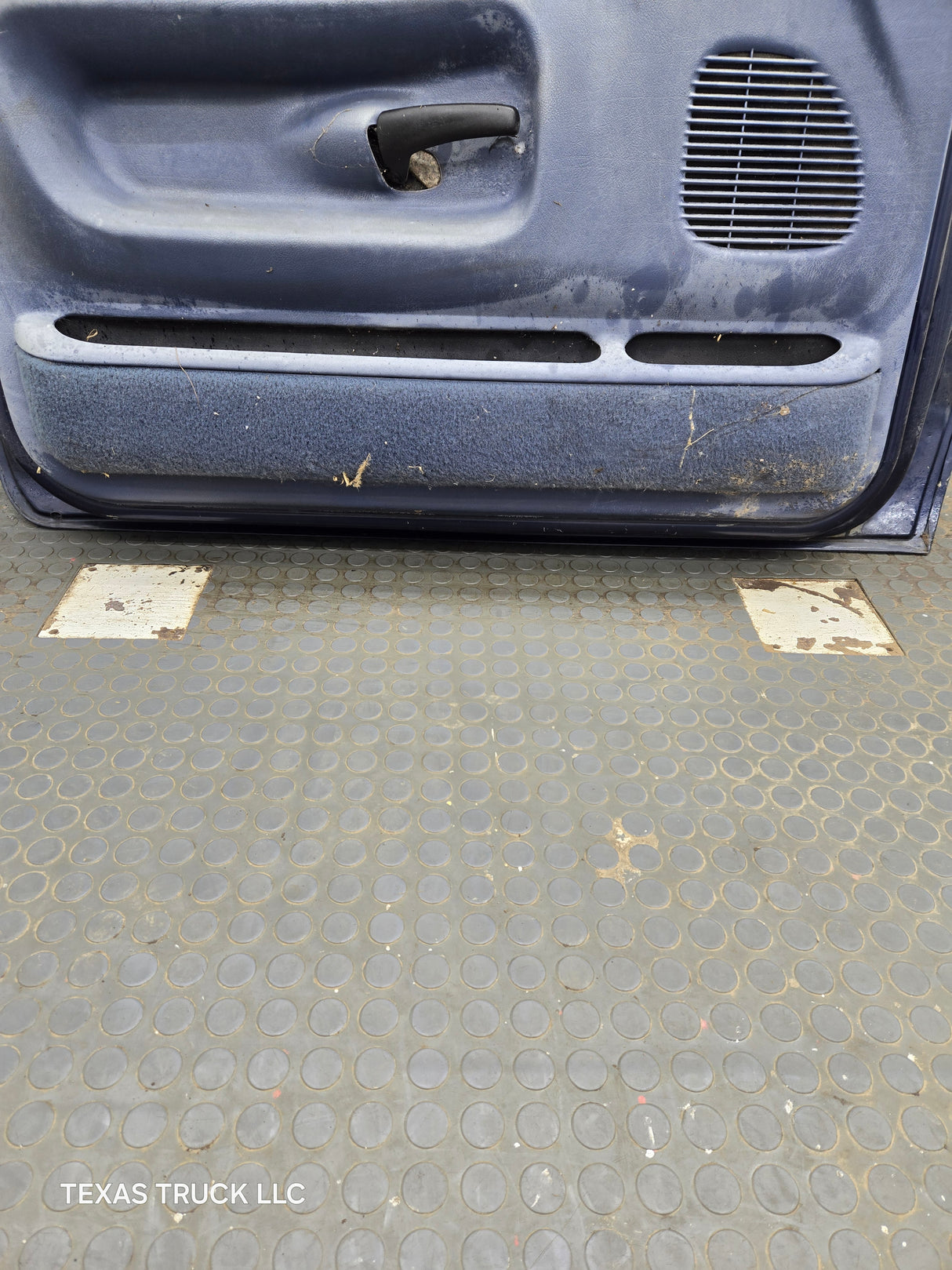 1994-2002 Dodge Ram 2nd Gen LH Driver Side Front Door Regular Cab / 2 Door Ext Cab 1500 2500 3500 ROUND CORNER