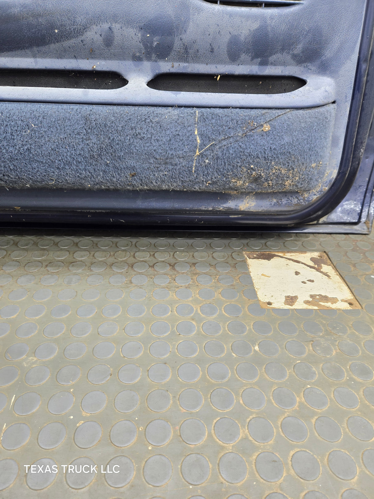 1994-2002 Dodge Ram 2nd Gen LH Driver Side Front Door Regular Cab / 2 Door Ext Cab 1500 2500 3500 ROUND CORNER
