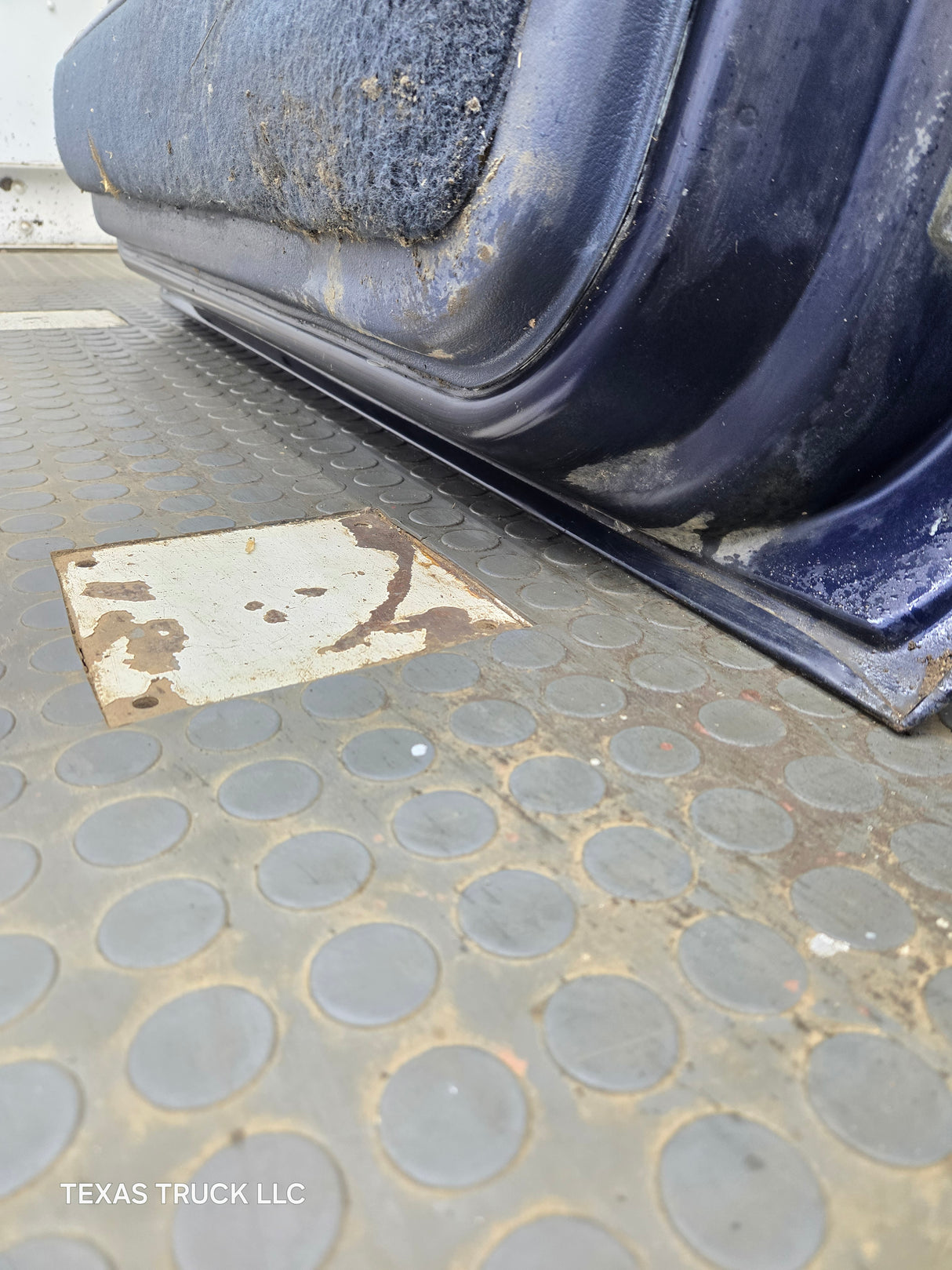 1994-2002 Dodge Ram 2nd Gen LH Driver Side Front Door Regular Cab / 2 Door Ext Cab 1500 2500 3500 ROUND CORNER