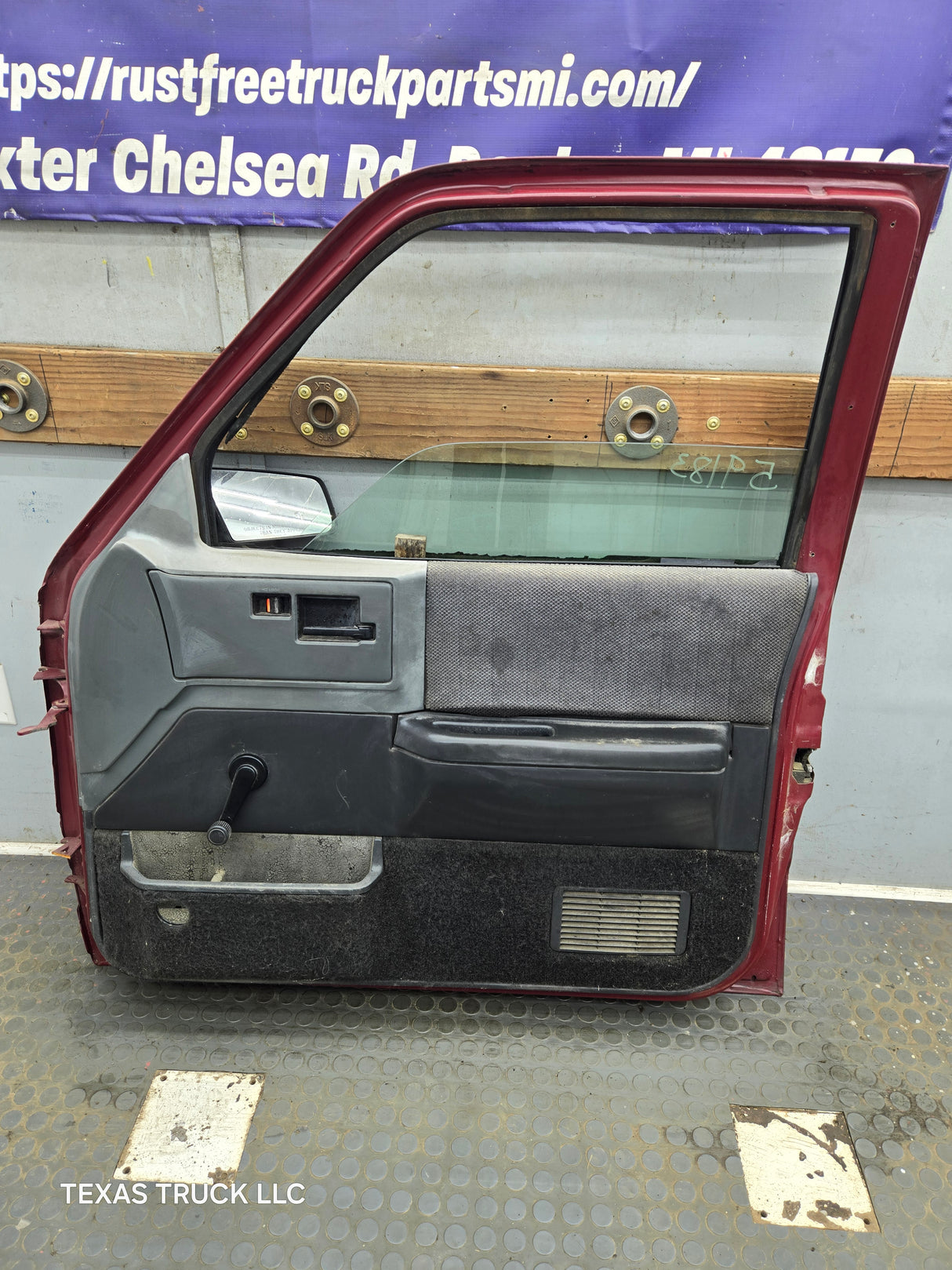 1982-1993 Chevrolet S10 /  GMC S15 Sonoma RH Passenger Side Front Door