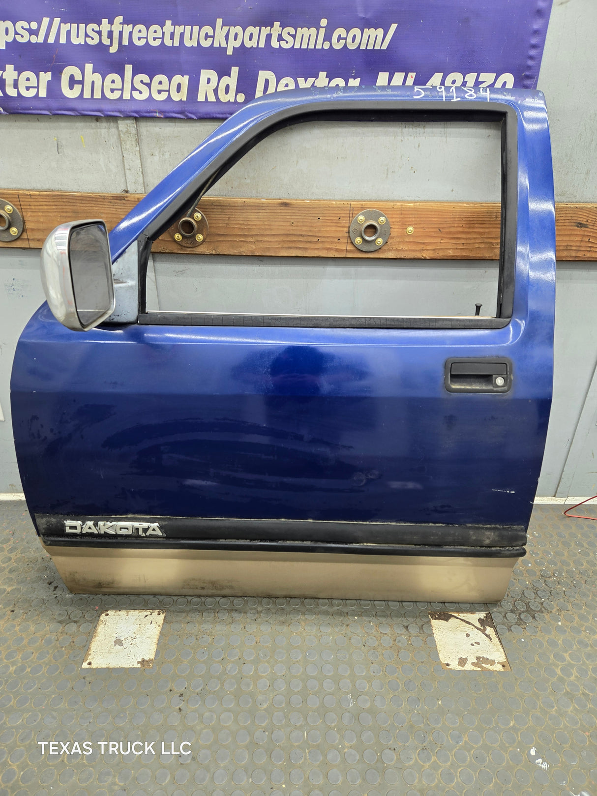 1992-1996 Dodge Dakota LH Driver Side Front Door