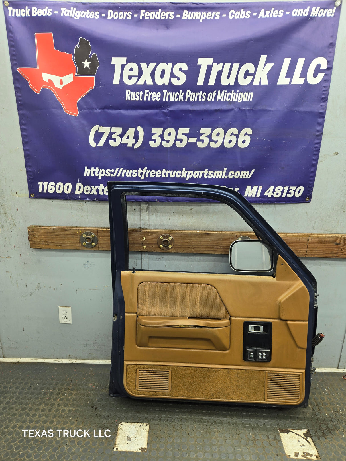 1992-1996 Dodge Dakota LH Driver Side Front Door