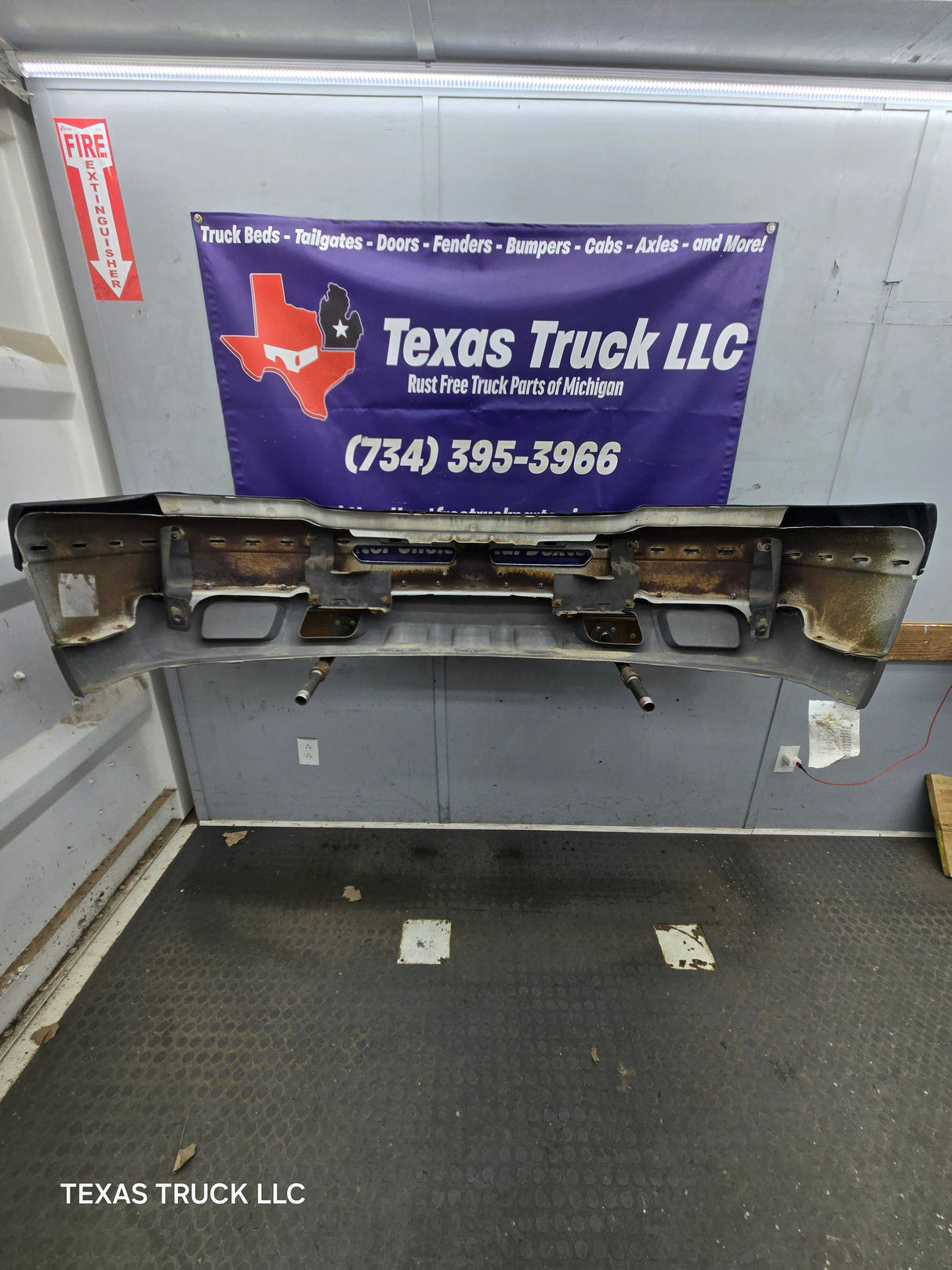 2003-2007 Chevrolet Silverado 2500HD 3500HD 'Cateye' Front Bumper