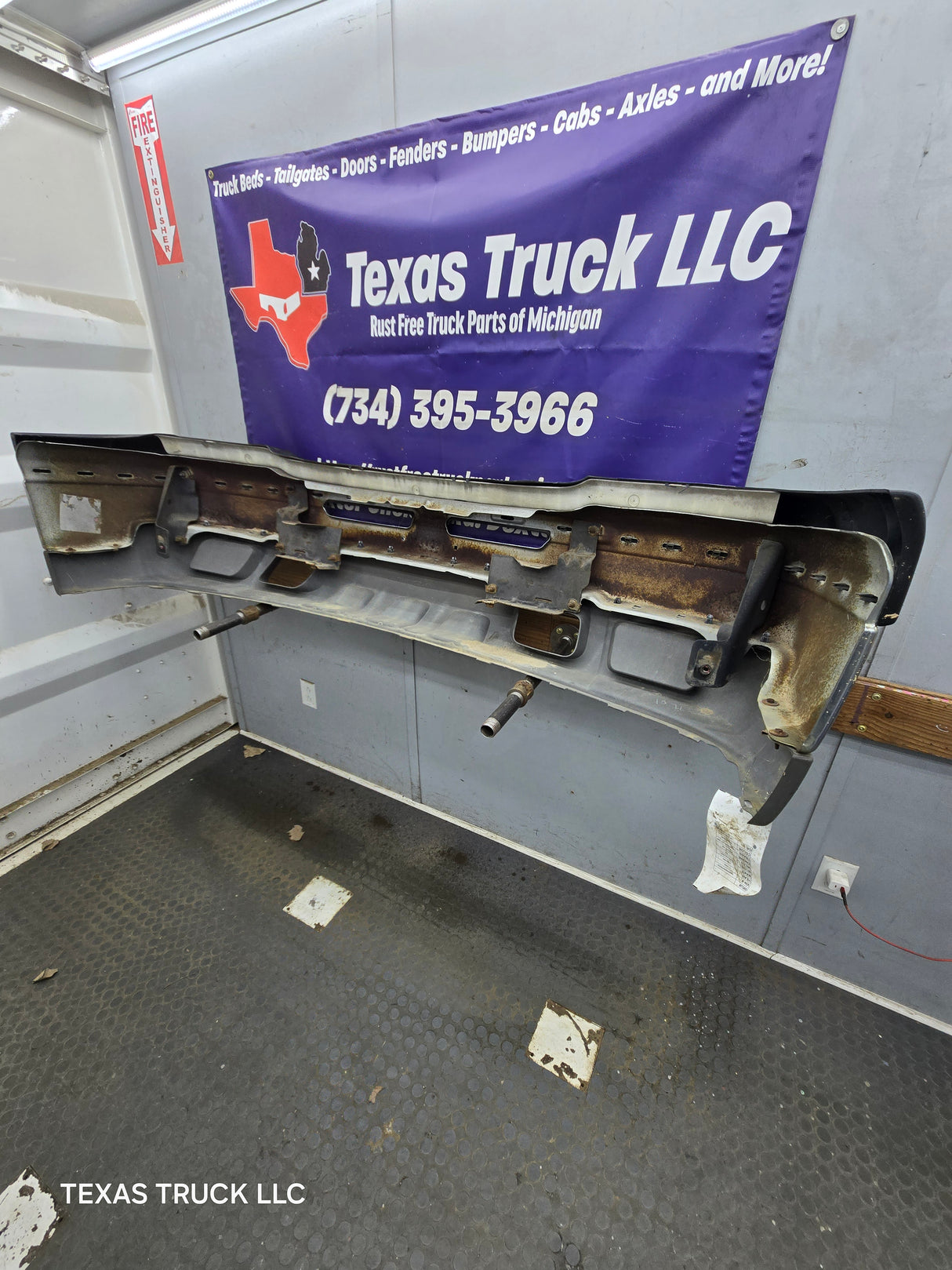 2003-2007 Chevrolet Silverado 2500HD 3500HD 'Cateye' Front Bumper
