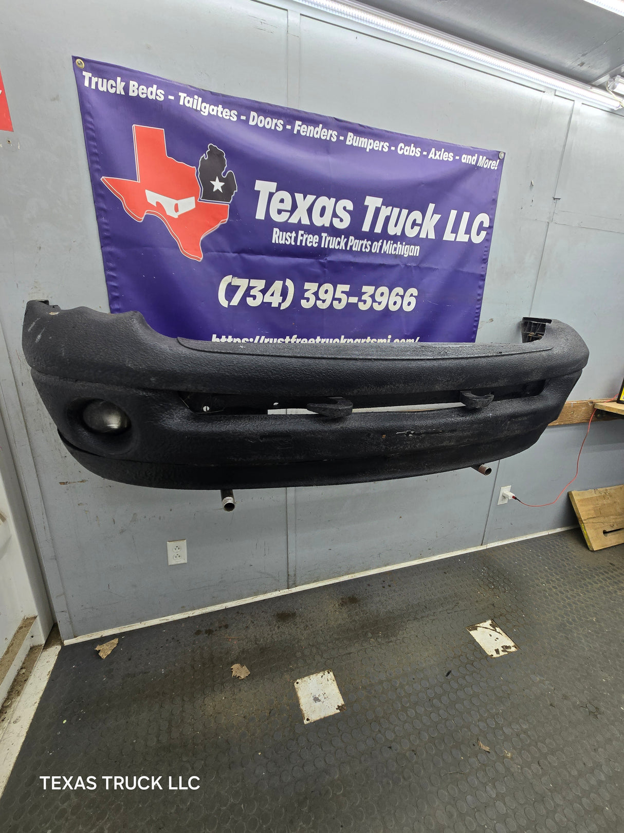2003-2005 Dodge Ram 1500 2500 3500 3rd Gen Front Bumper