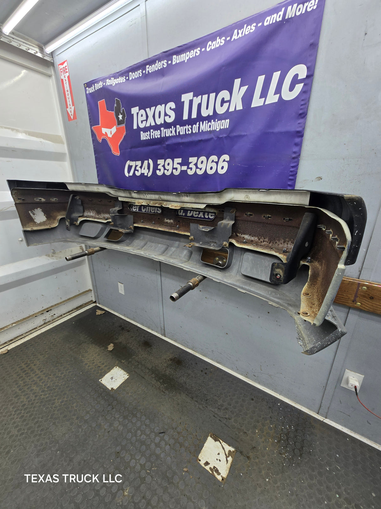 2003-2007 Chevrolet Silverado 2500HD 3500HD 'Cateye' Front Bumper