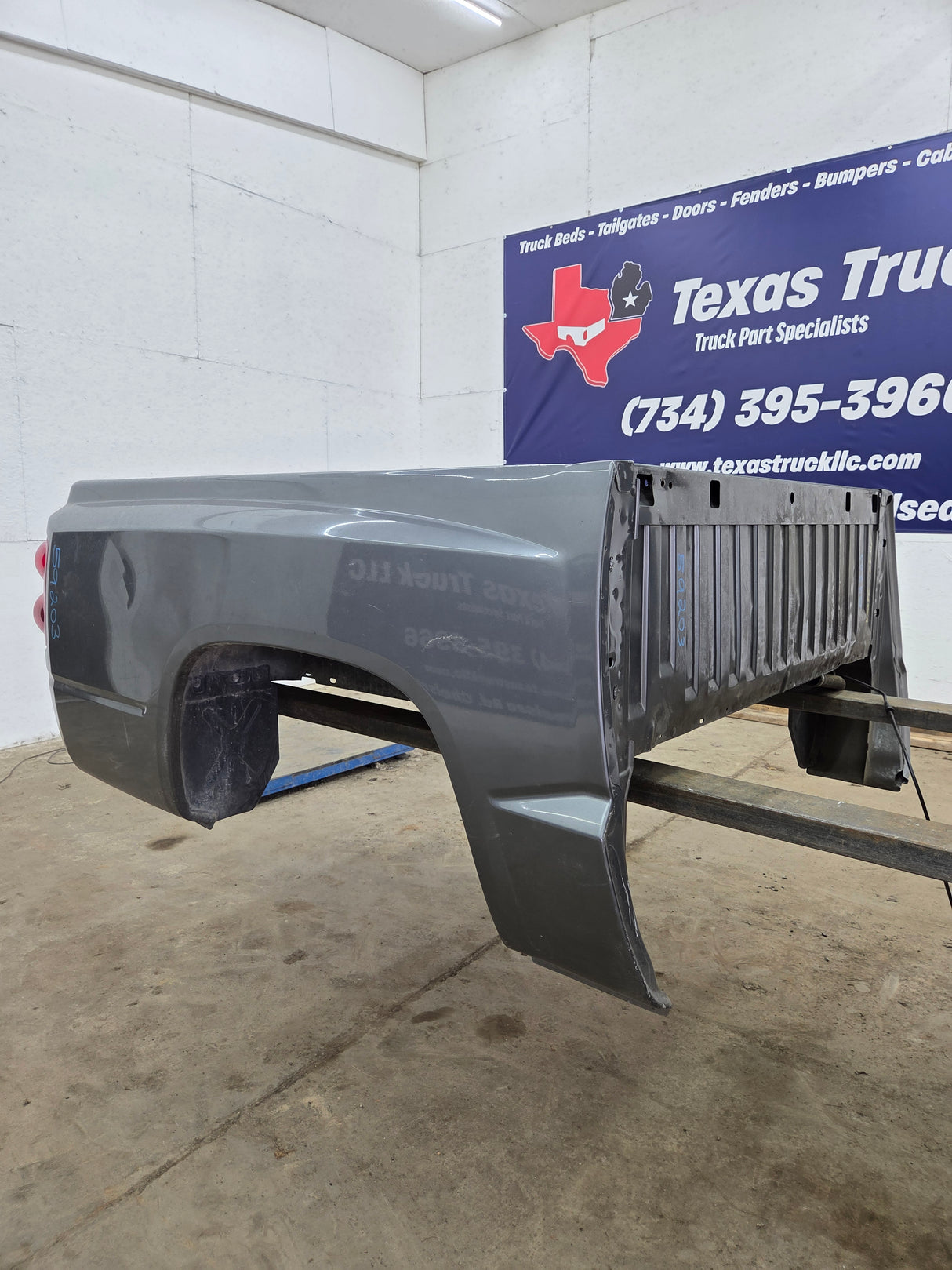 2005-2011 Dodge Dakota 3rd Gen 5' 4" Short Truck Bed