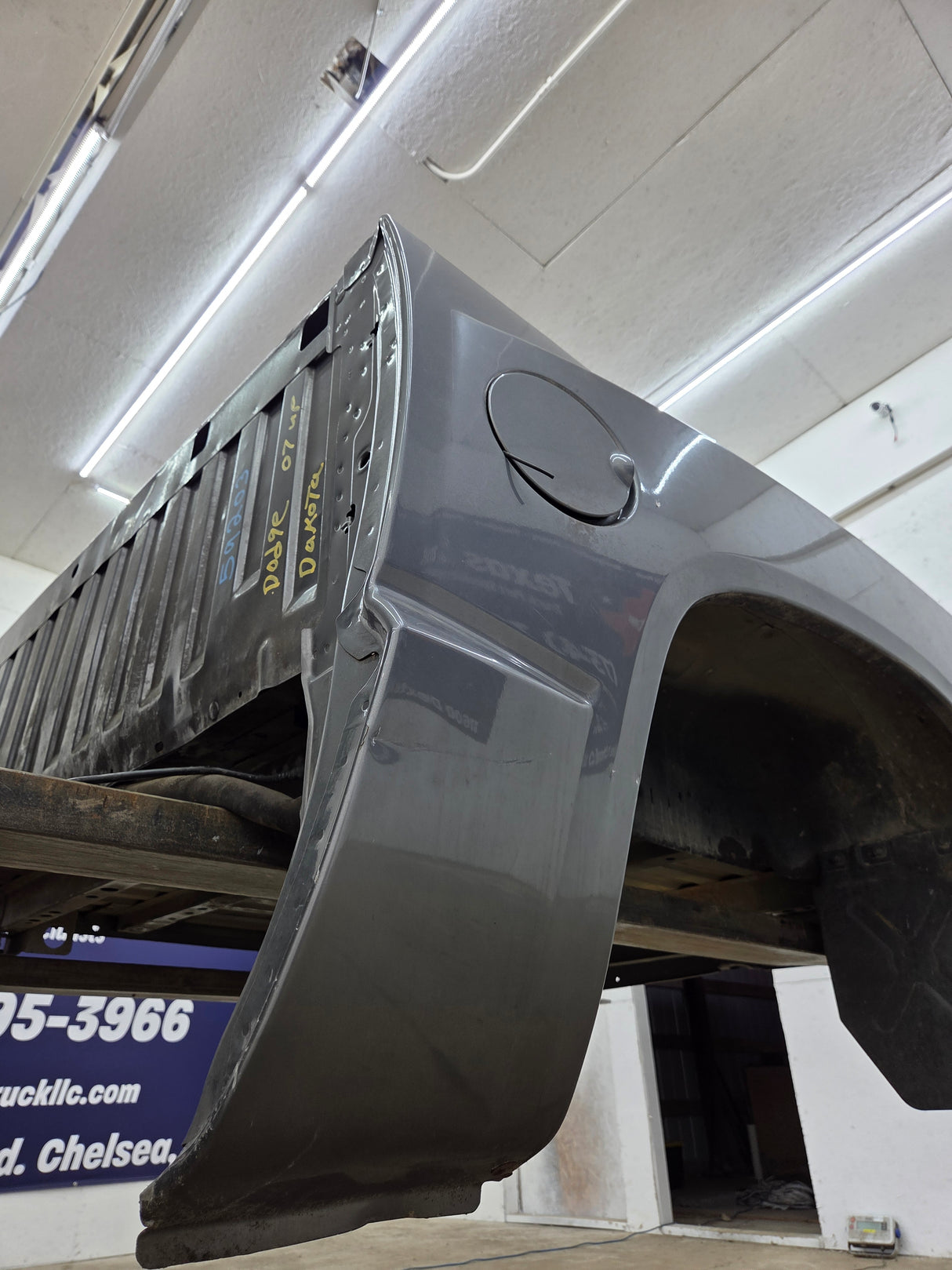 2005-2011 Dodge Dakota 3rd Gen 5' 4" Short Truck Bed
