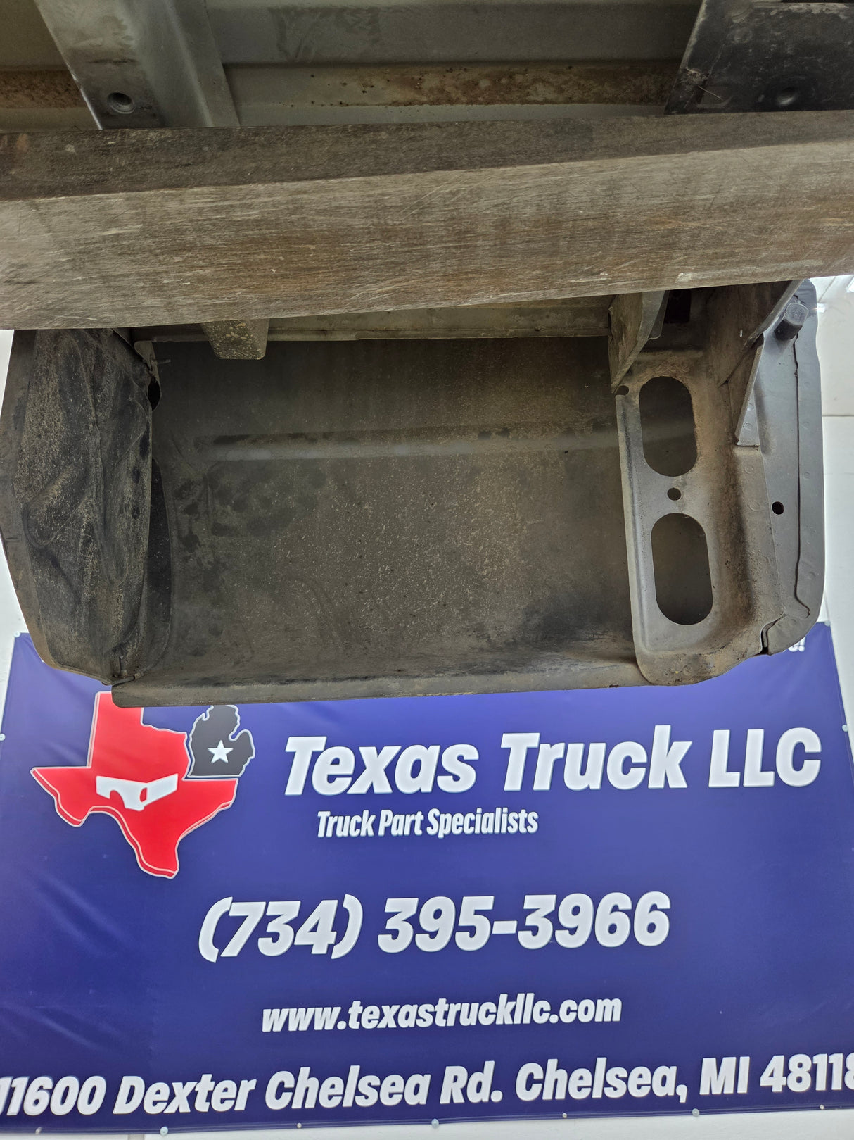 2005-2011 Dodge Dakota 3rd Gen 5' 4" Short Truck Bed