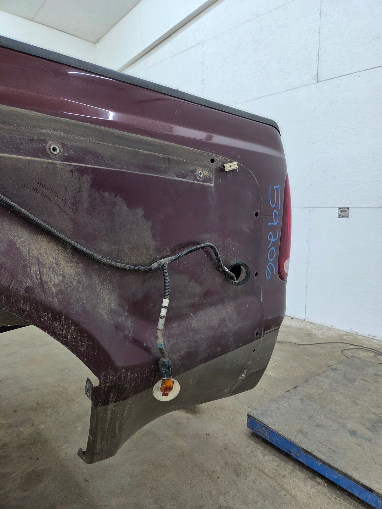 1999-2010 Ford F350 F450 F550 Super Duty 8' Dually Long Truck Bed