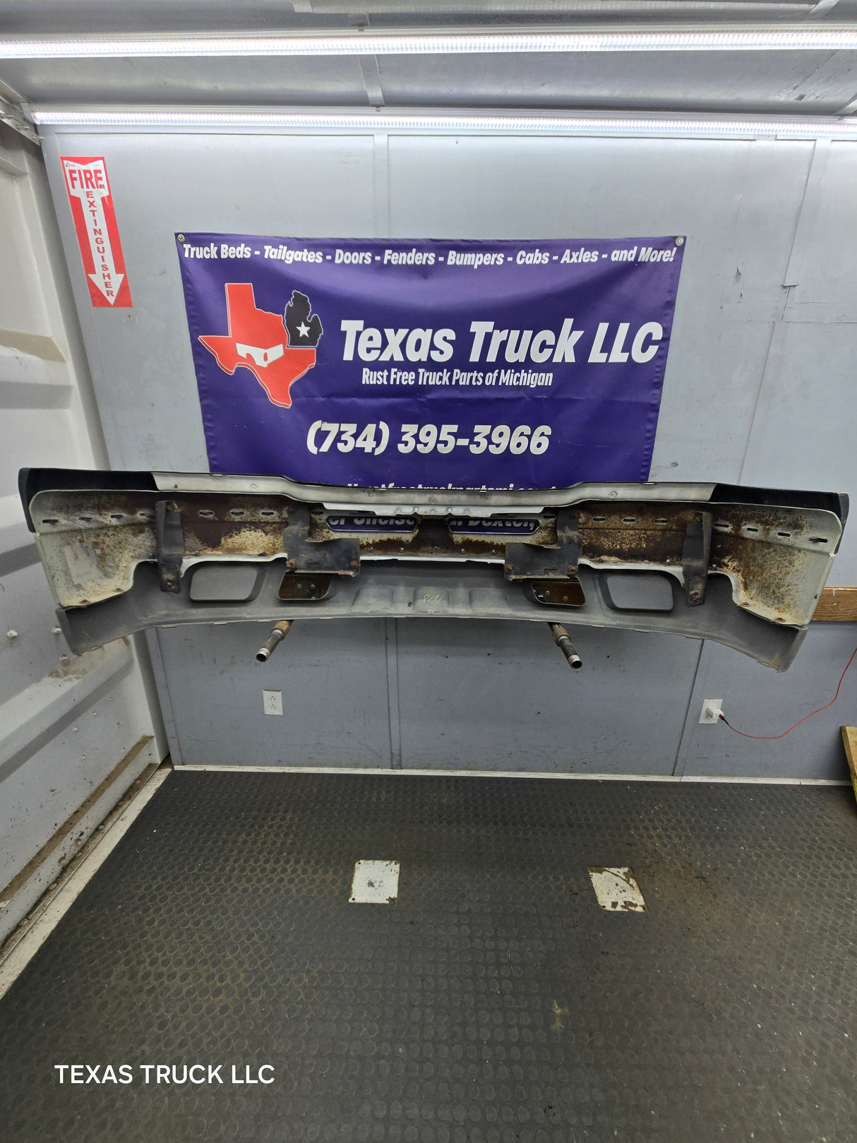 2003-2007 Chevrolet Silverado 2500HD 3500HD 'Cateye' Front Bumper