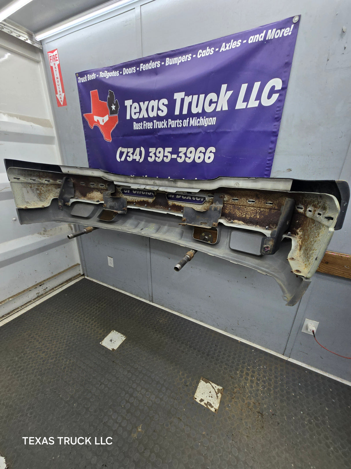 2003-2007 Chevrolet Silverado 2500HD 3500HD 'Cateye' Front Bumper