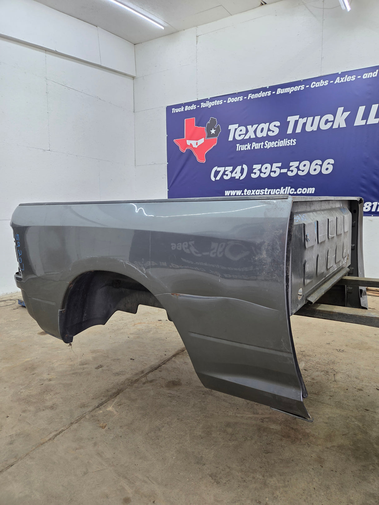 2009-2018 Dodge Ram 1500 4th gen 6' 4" Short Truck Bed