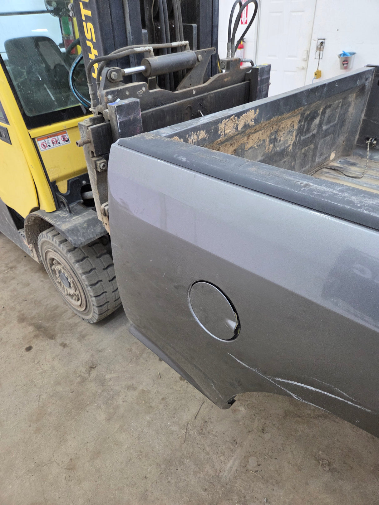 2009-2018 Dodge Ram 1500 4th gen 6' 4" Short Truck Bed
