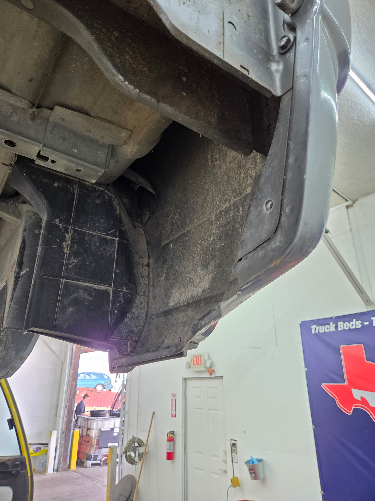2009-2018 Dodge Ram 1500 4th gen 6' 4" Short Truck Bed